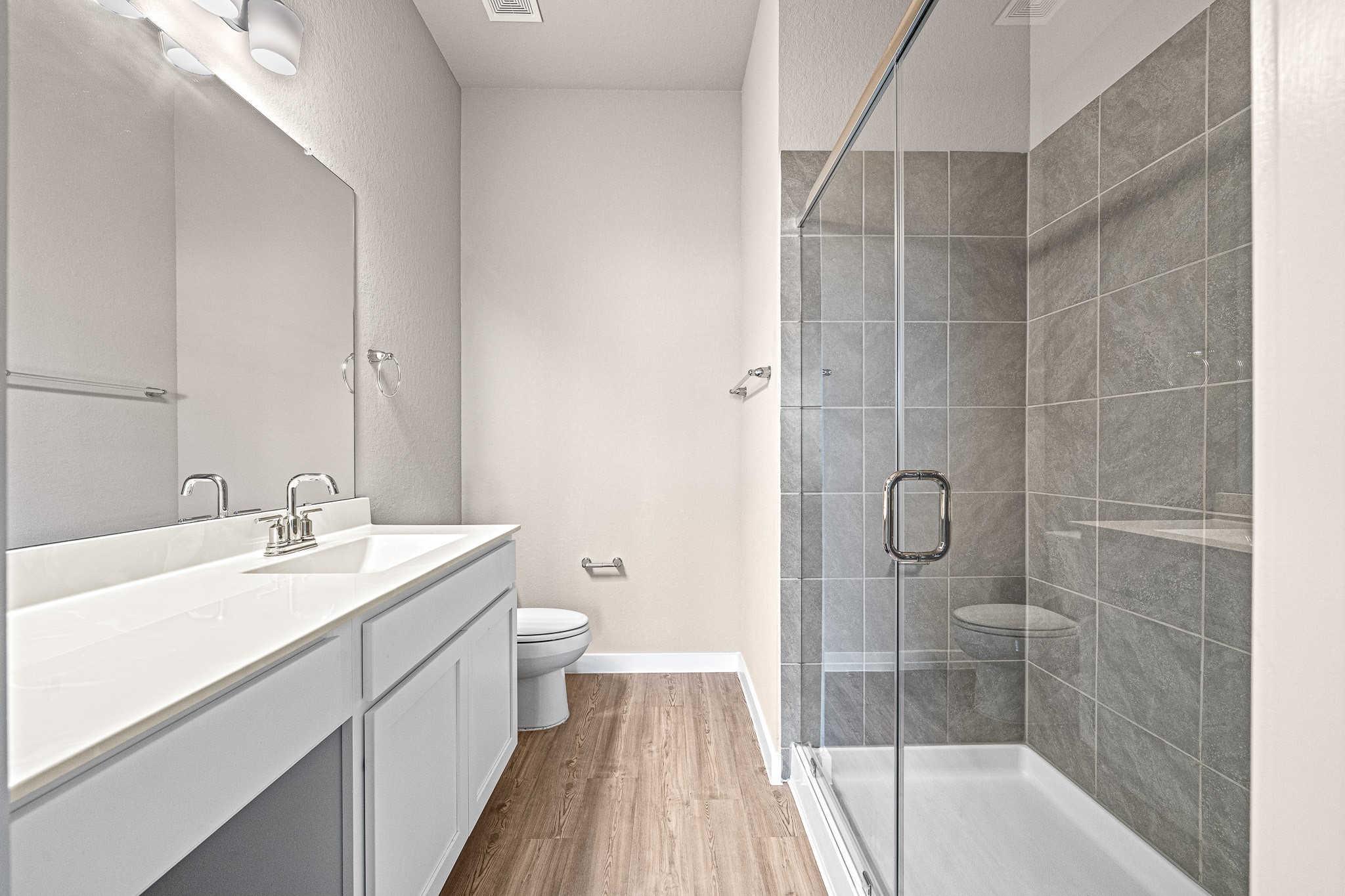 8154 Royal Breeze Drive Property Photo 16