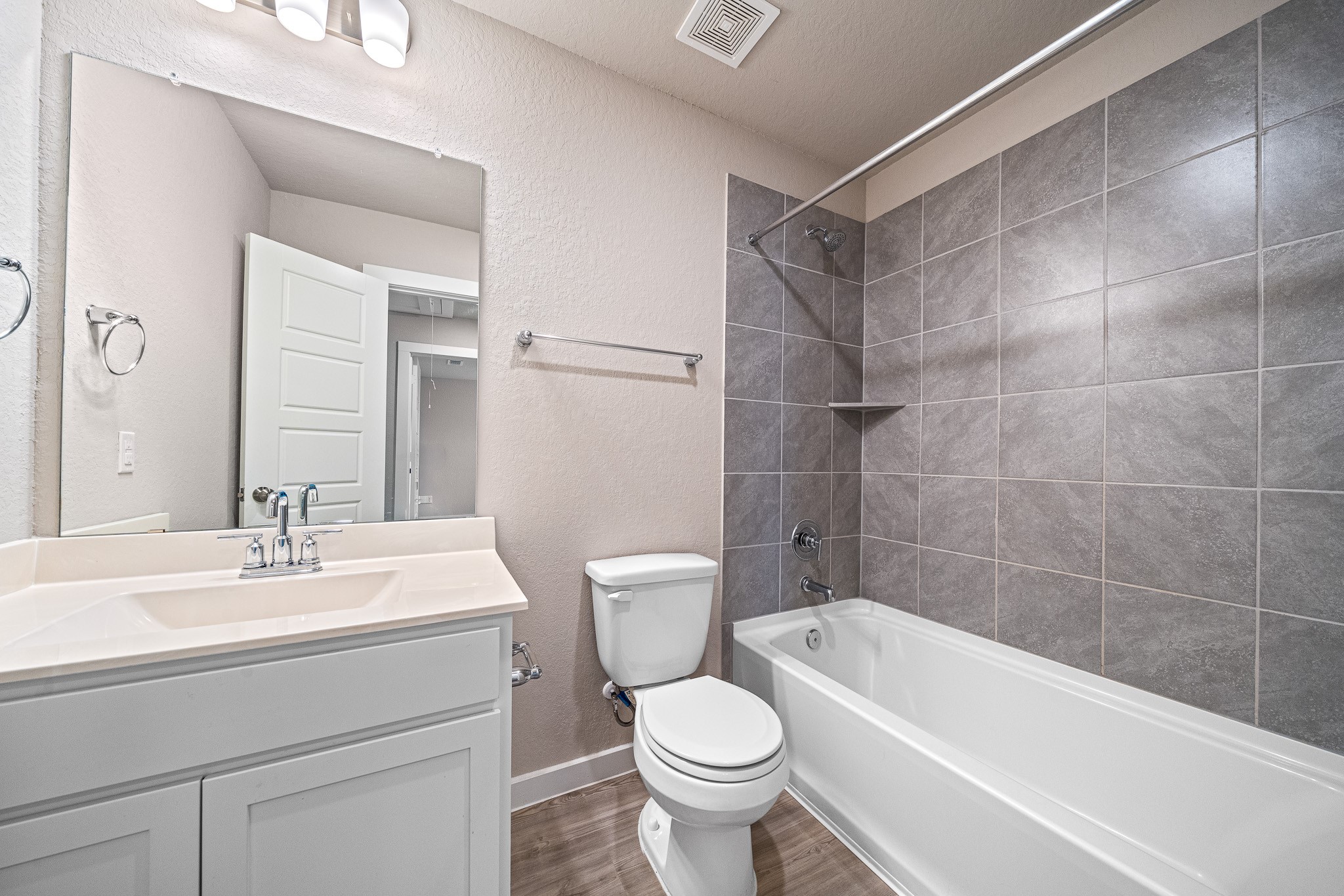 8154 Royal Breeze Drive Property Photo 20