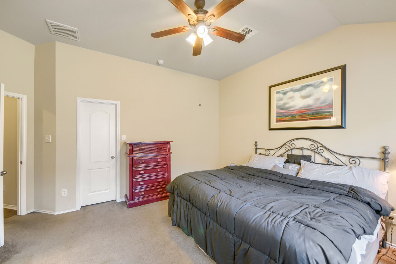 631 Honeysuckle Vine Drive Property Photo 16