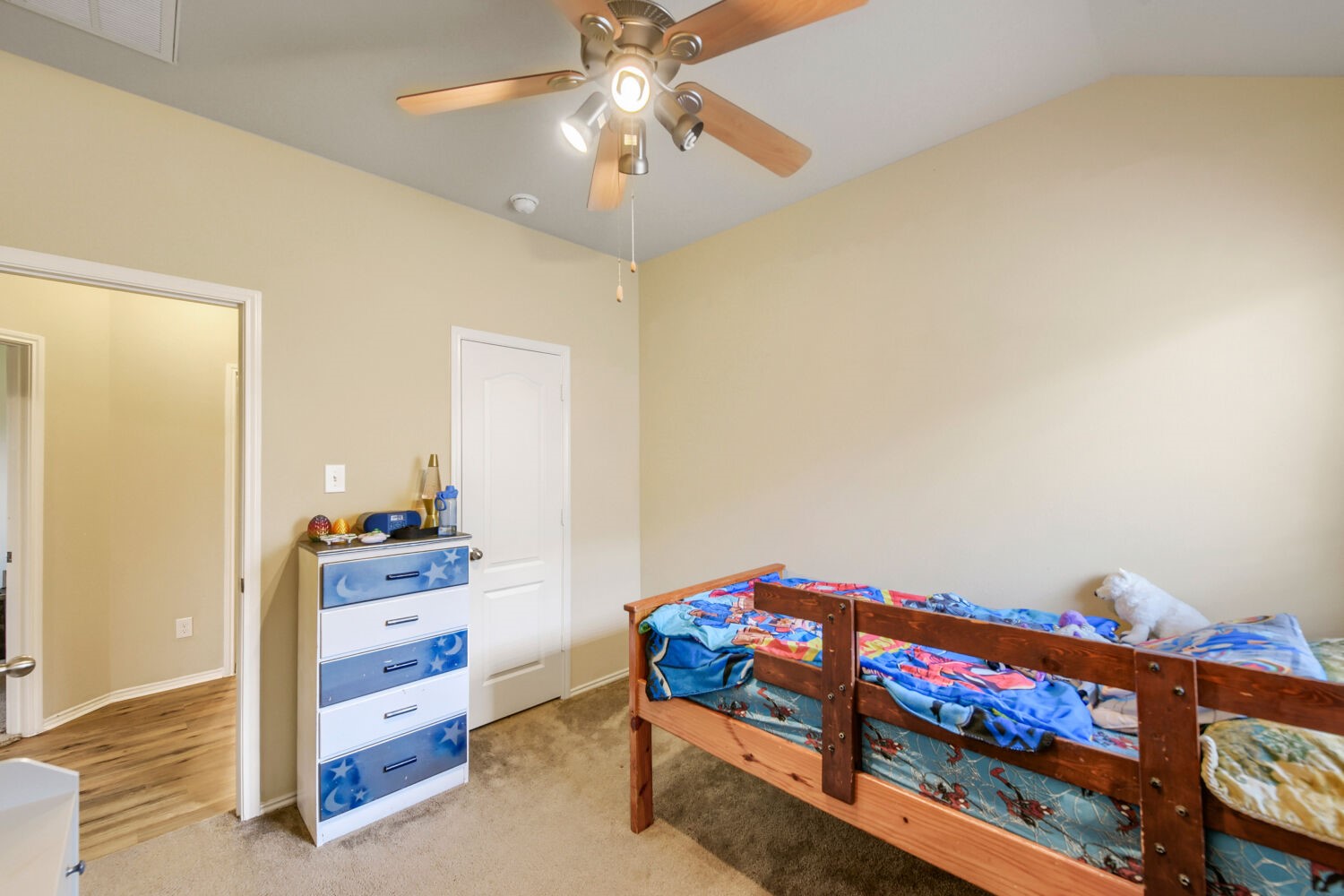 631 Honeysuckle Vine Drive Property Photo 19