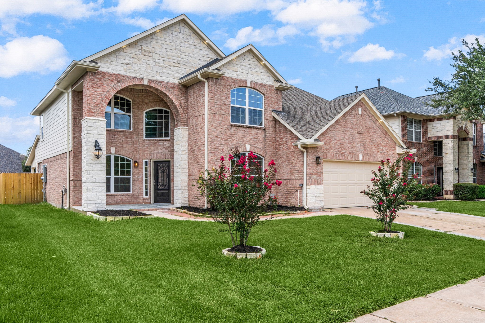 17926 Oakridge Canyon Lane Property Photo 1