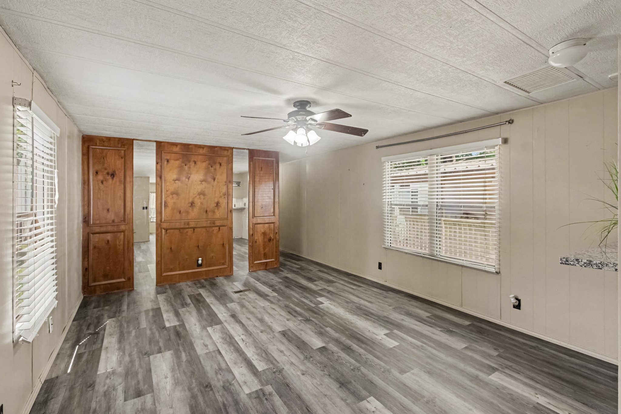 14351 W Ravine Run Property Photo 3
