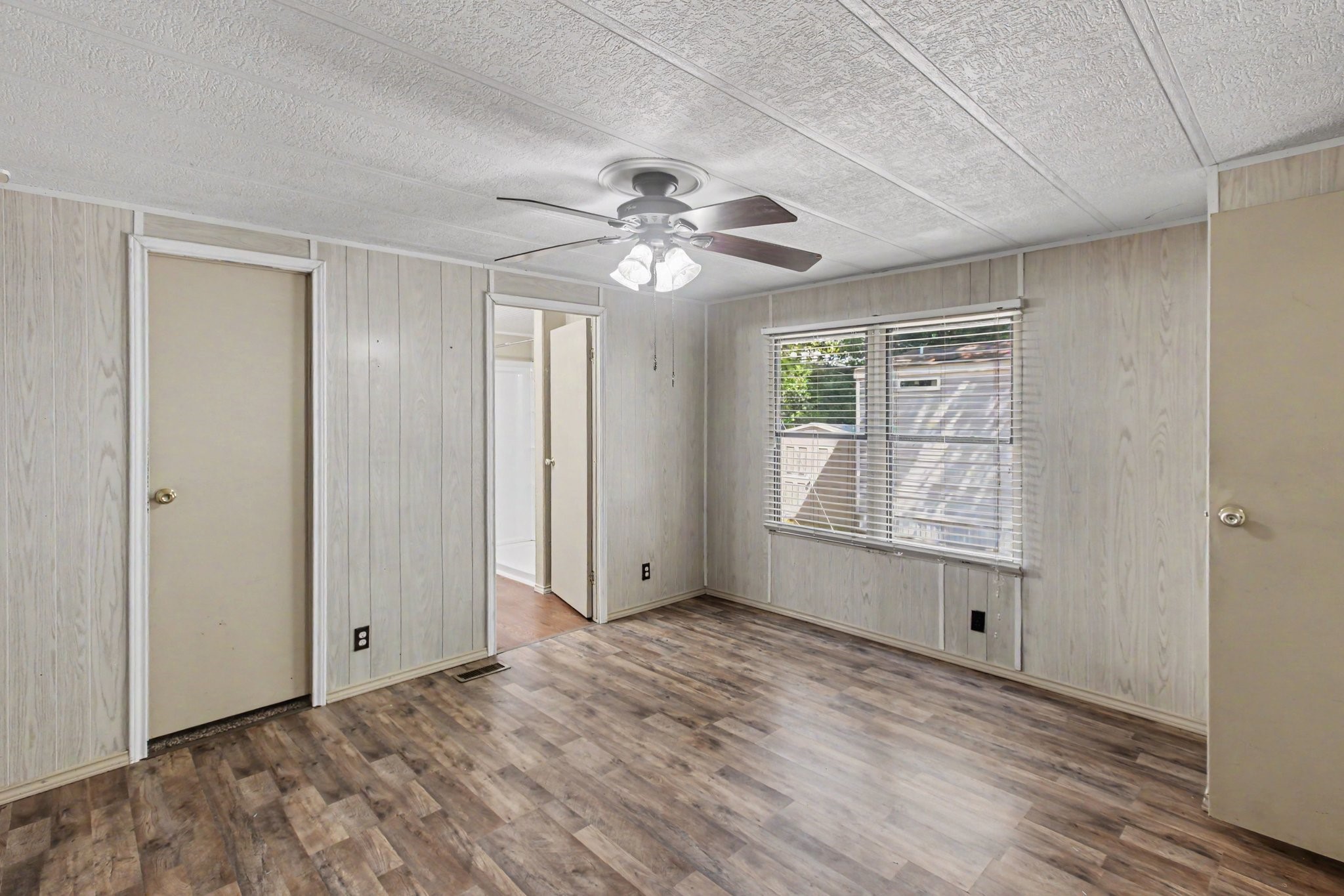 14351 W Ravine Run Property Photo 10