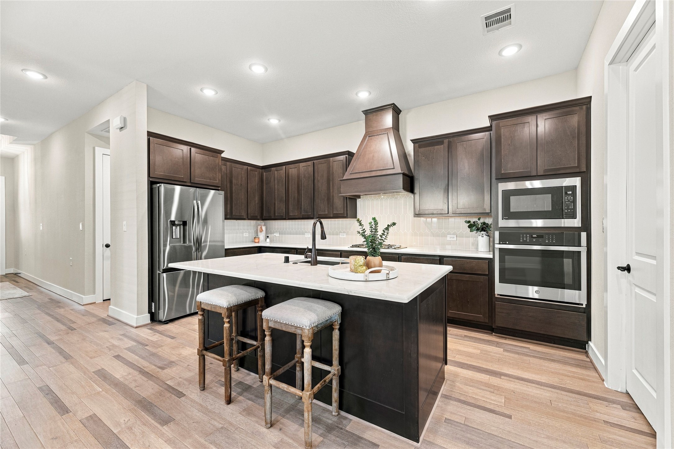 18730 Sweetwater Springs Drive Property Photo 8