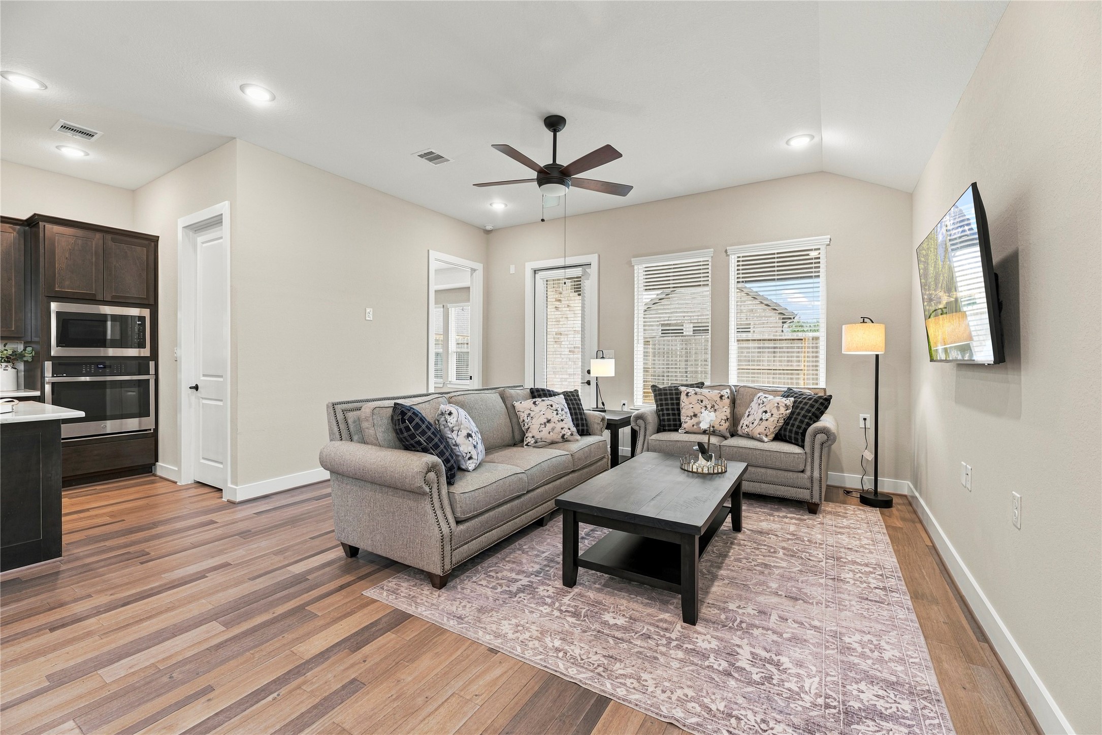 18730 Sweetwater Springs Drive Property Photo 14