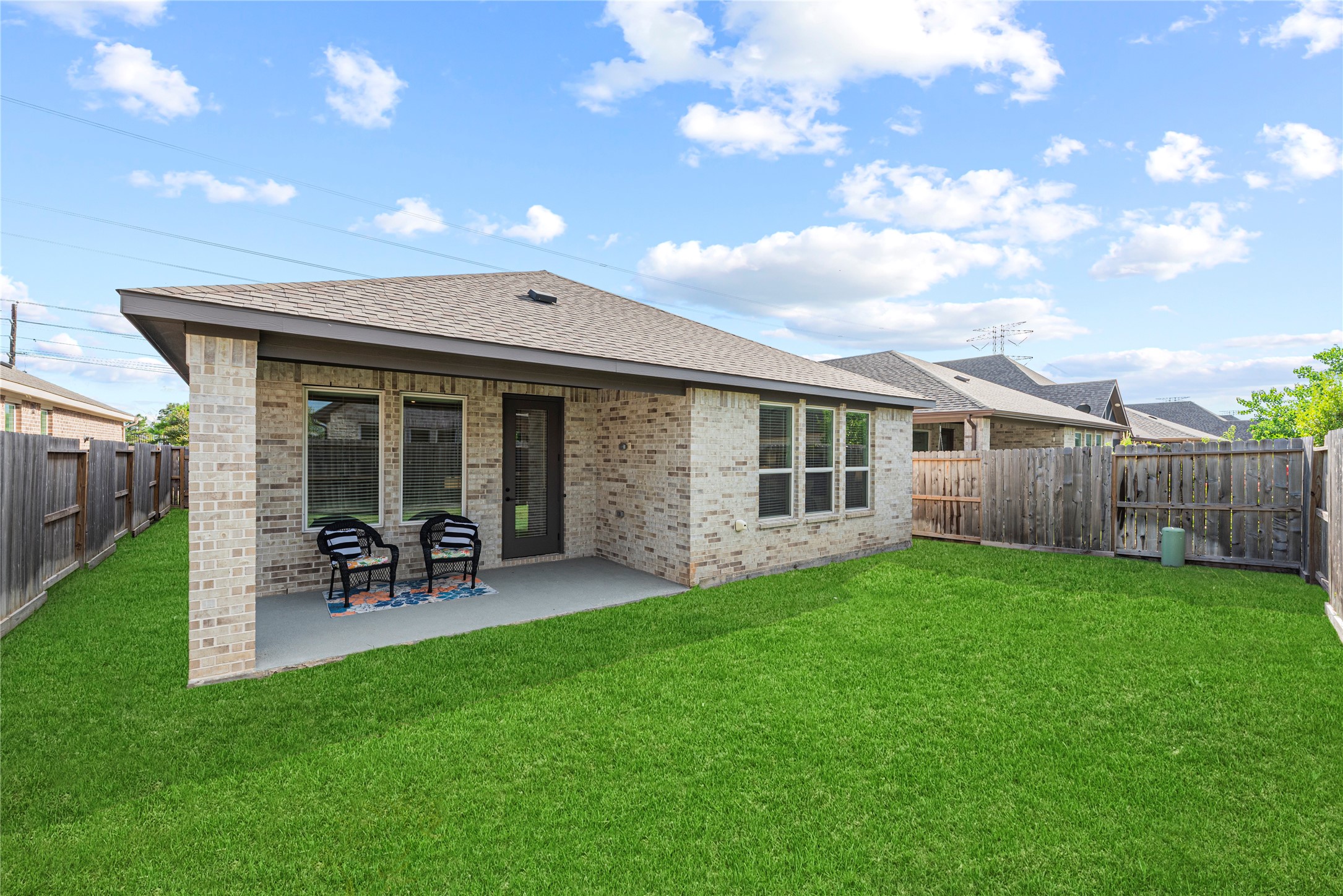 18730 Sweetwater Springs Drive Property Photo 32