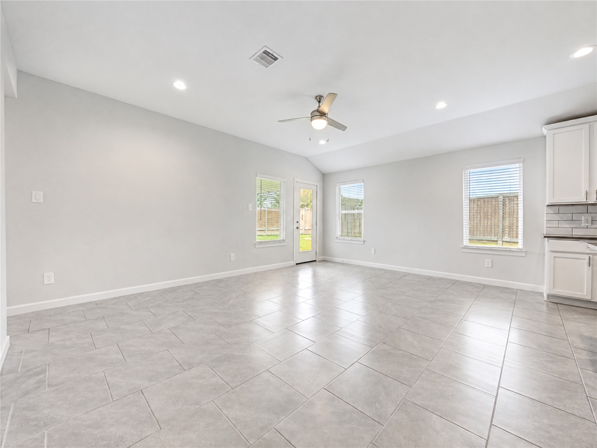 29615 Cayenne Circle Property Photo 38