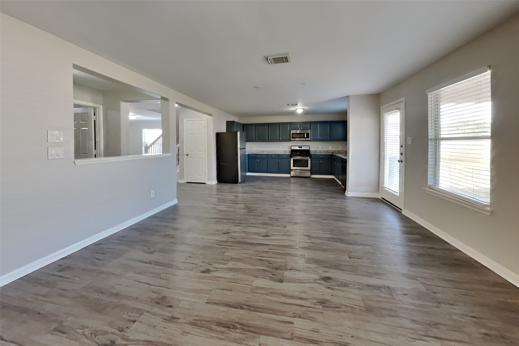 29415 Legends Stone Drive Property Photo 2