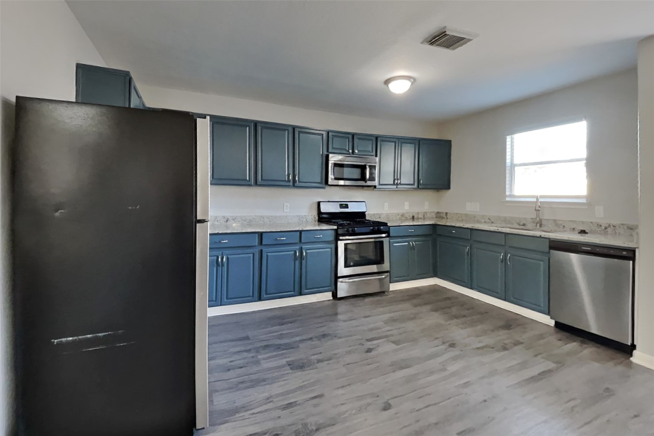 29415 Legends Stone Drive Property Photo 4