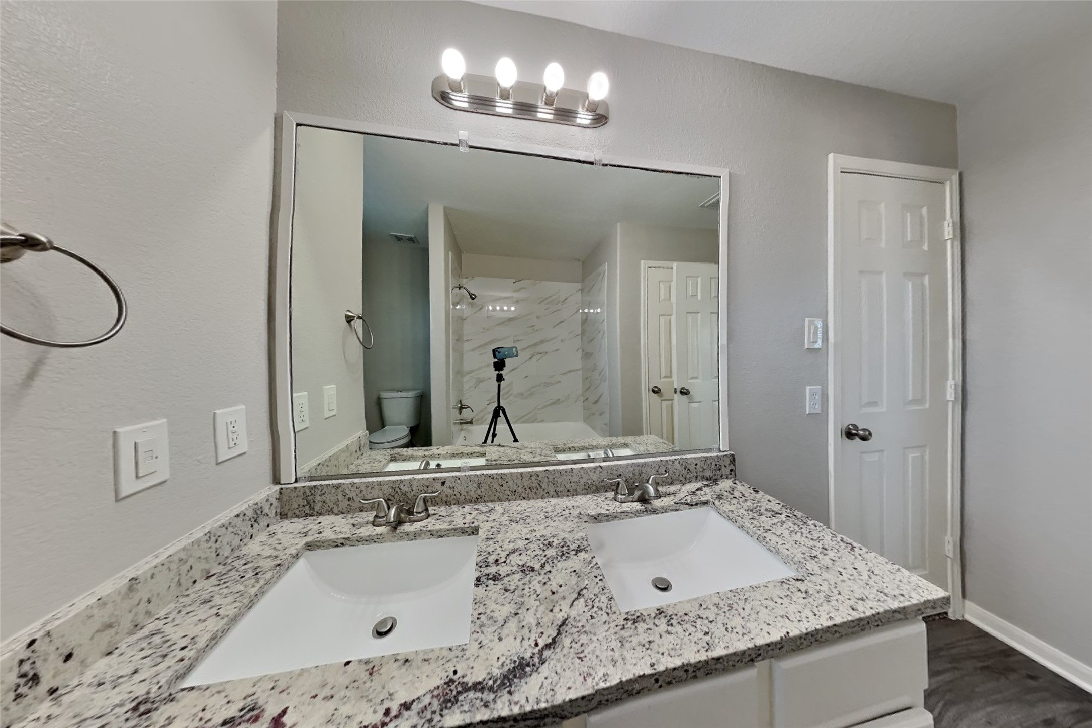 29415 Legends Stone Drive Property Photo 9