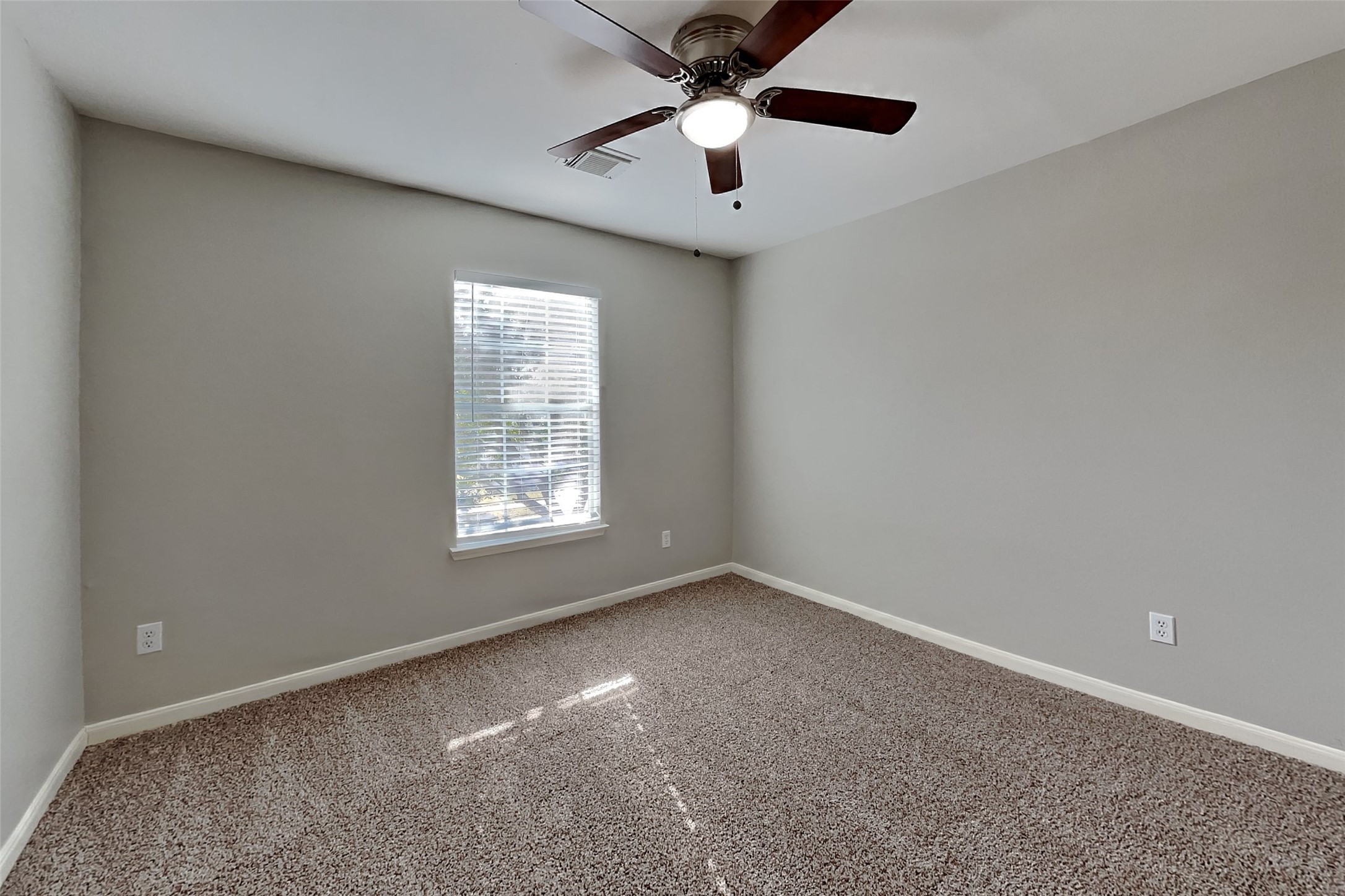29415 Legends Stone Drive Property Photo 10
