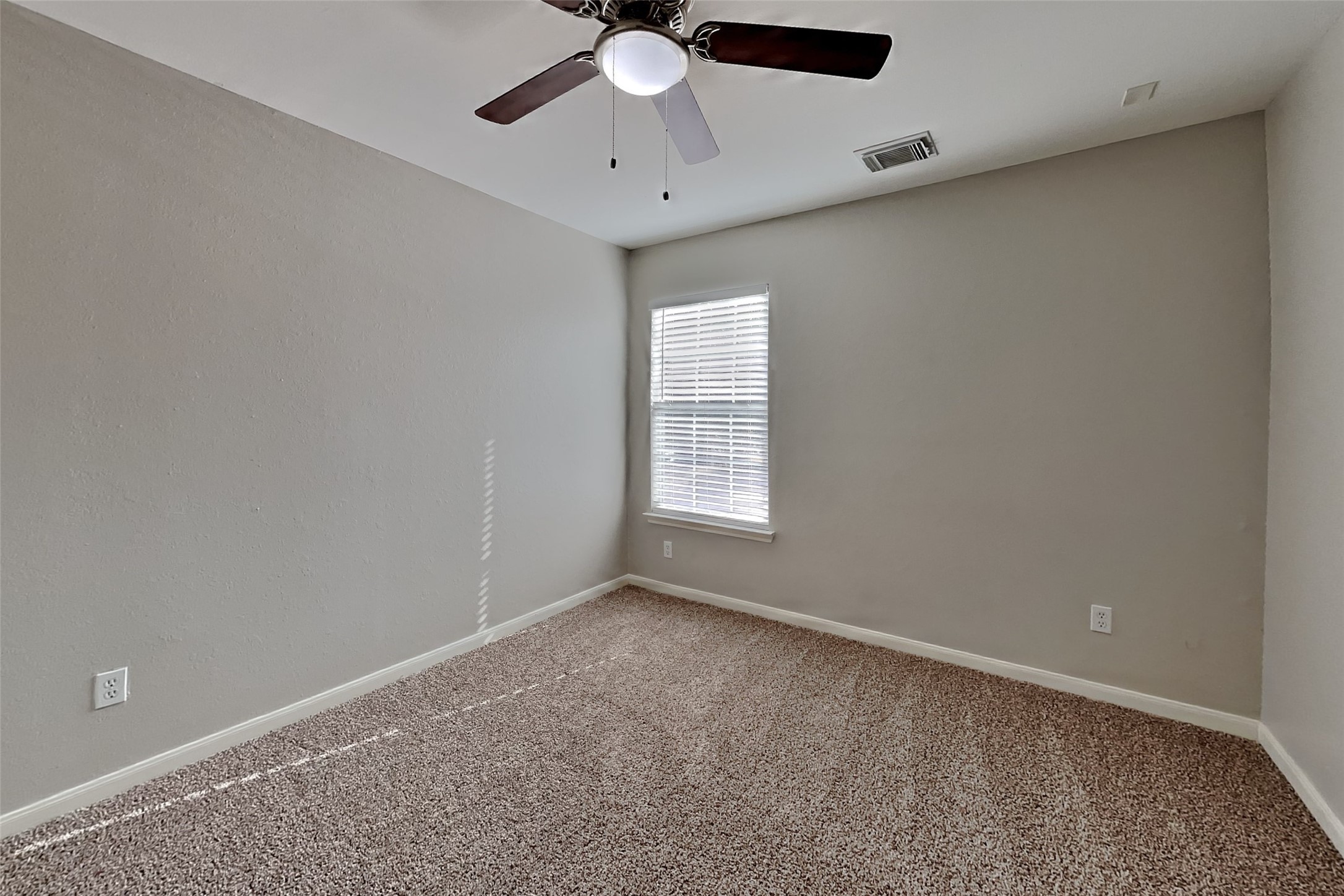 29415 Legends Stone Drive Property Photo 12