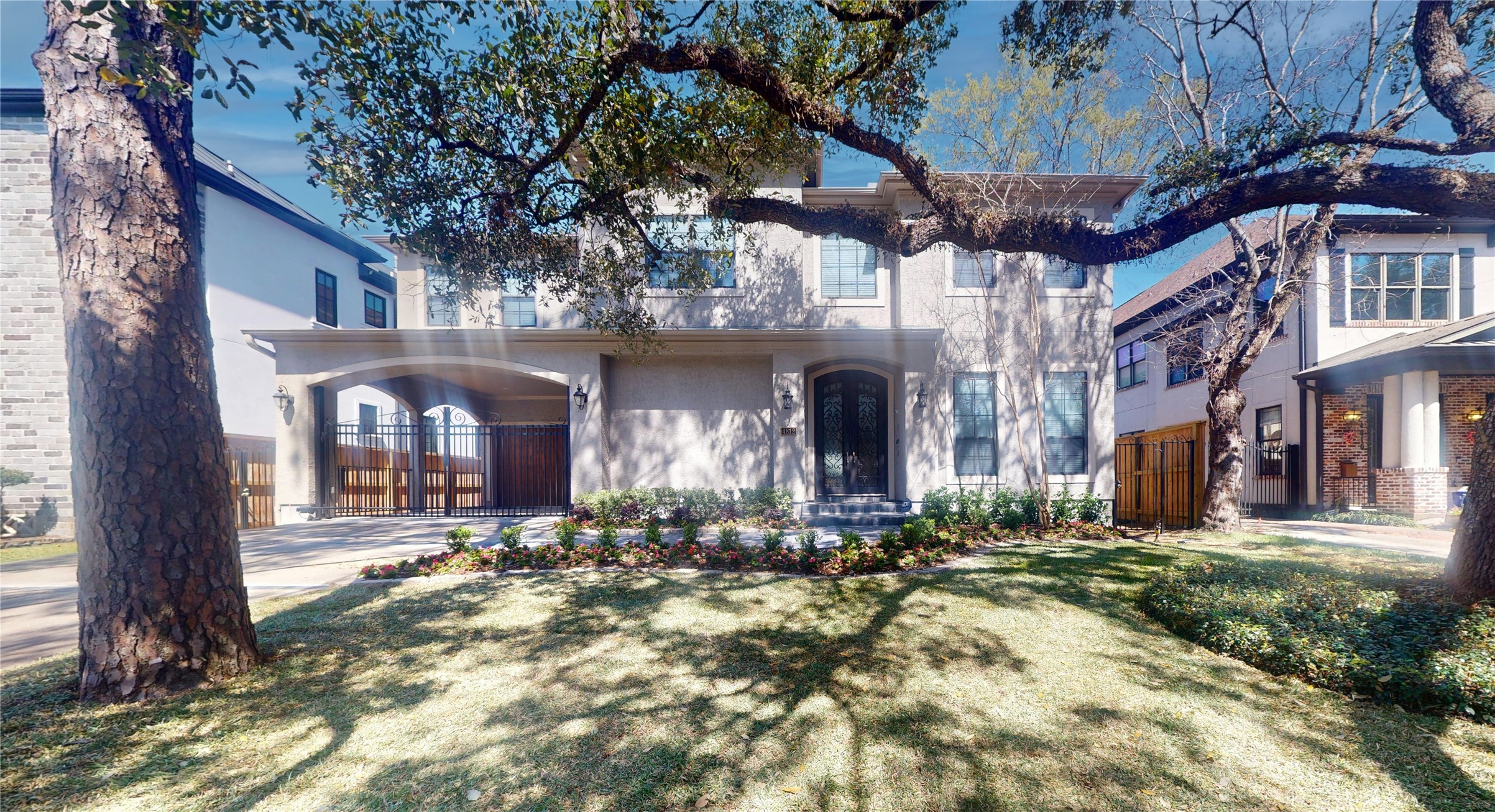 4812 Holly Street Property Photo
