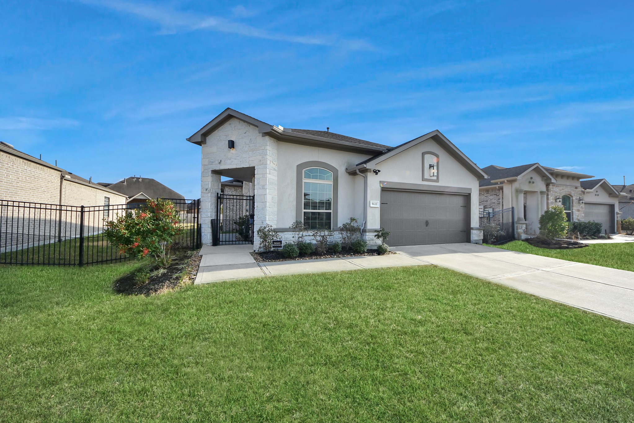 5122 Andorra Bend Lane Property Photo 1