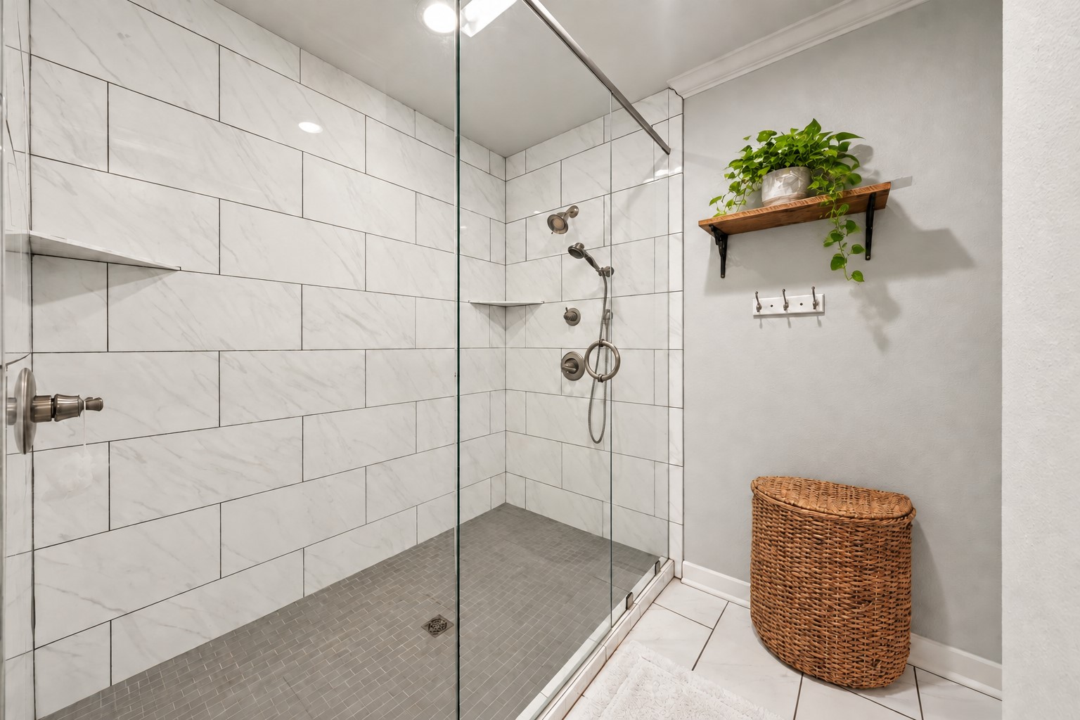1803 Pine Hills Road Property Photo 16
