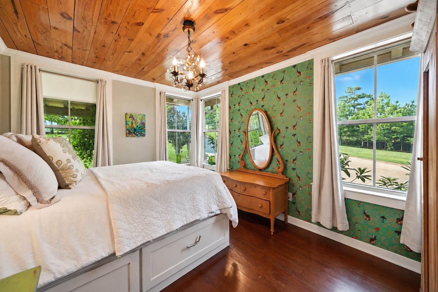 1803 Pine Hills Road Property Photo 18