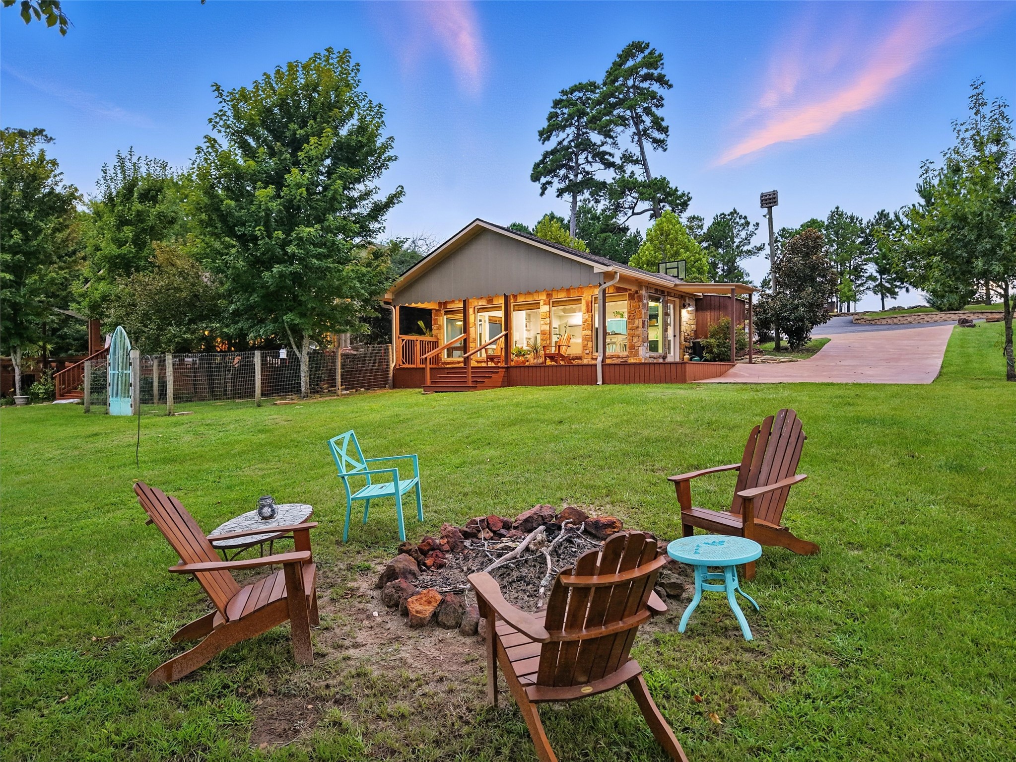 1803 Pine Hills Road Property Photo 32