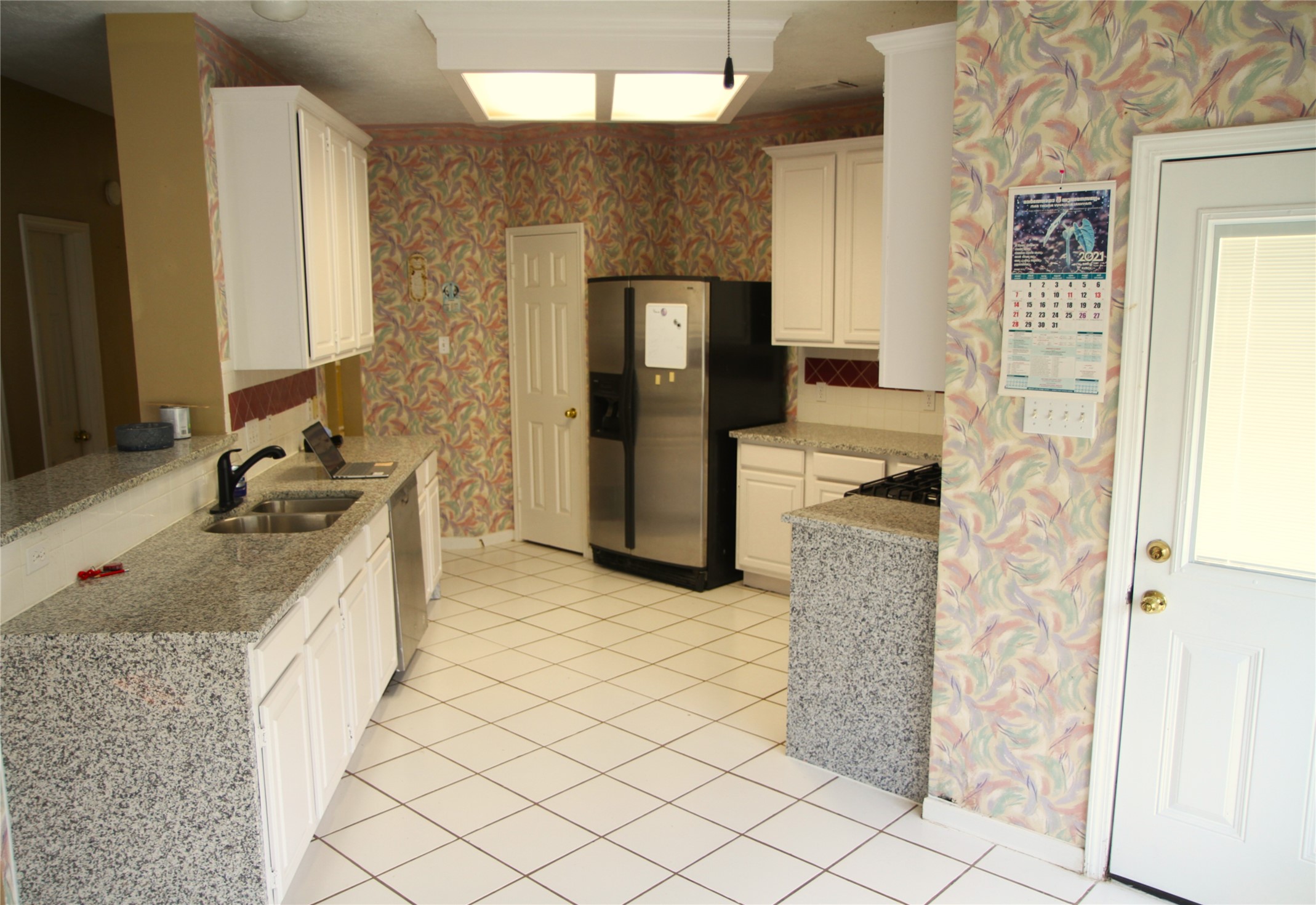 1235 Deer Ridge Drive Property Photo 9