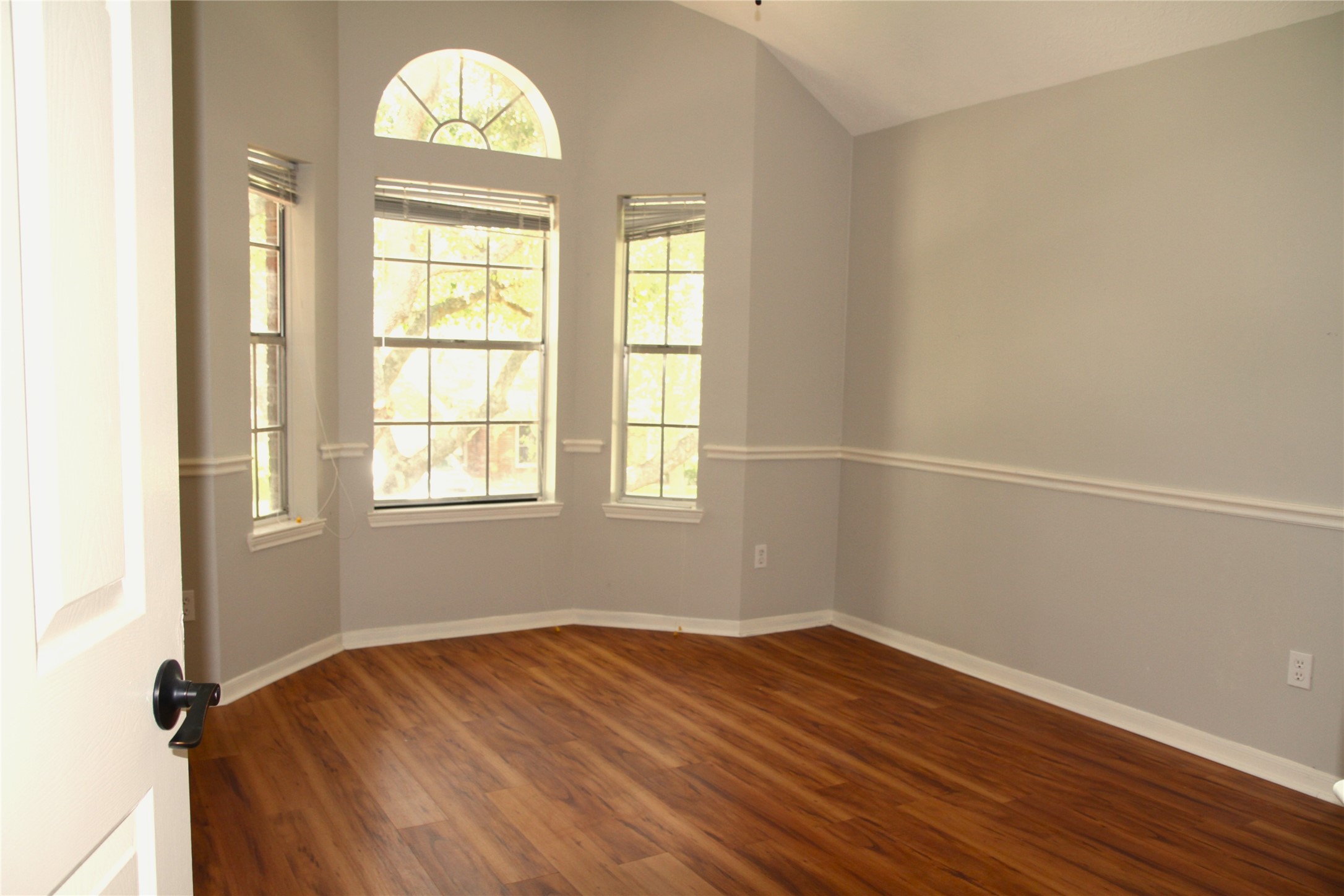 1235 Deer Ridge Drive Property Photo 18
