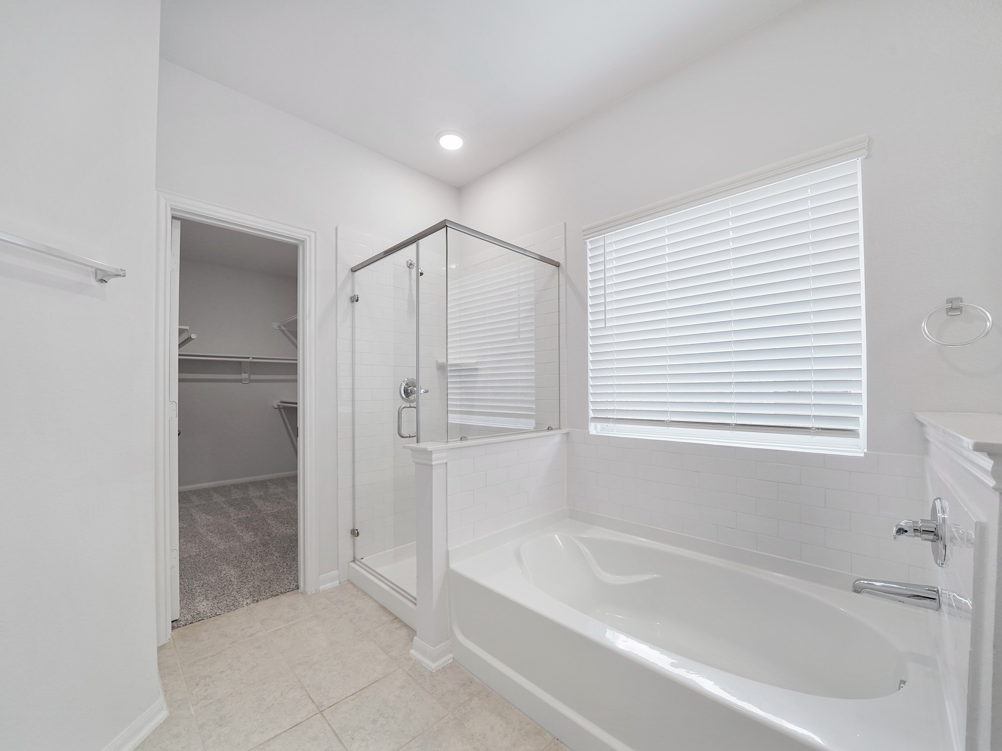 15102 Wiltshire Castle Ln Property Photo 8