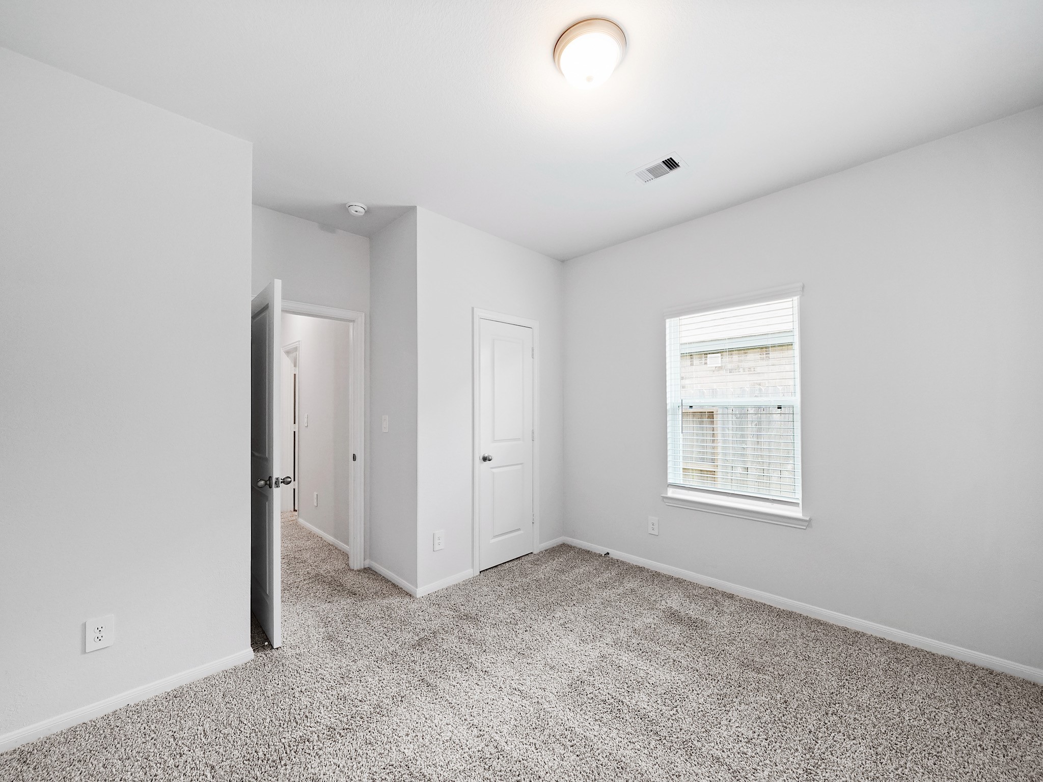 15102 Wiltshire Castle Ln Property Photo 10