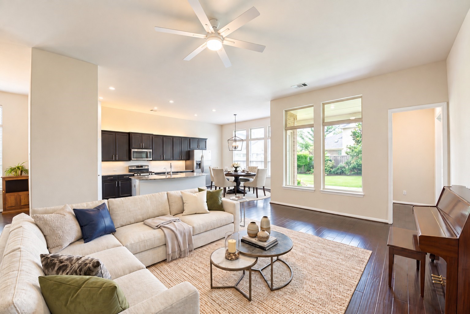 8131 Black Percher Street Property Photo 4