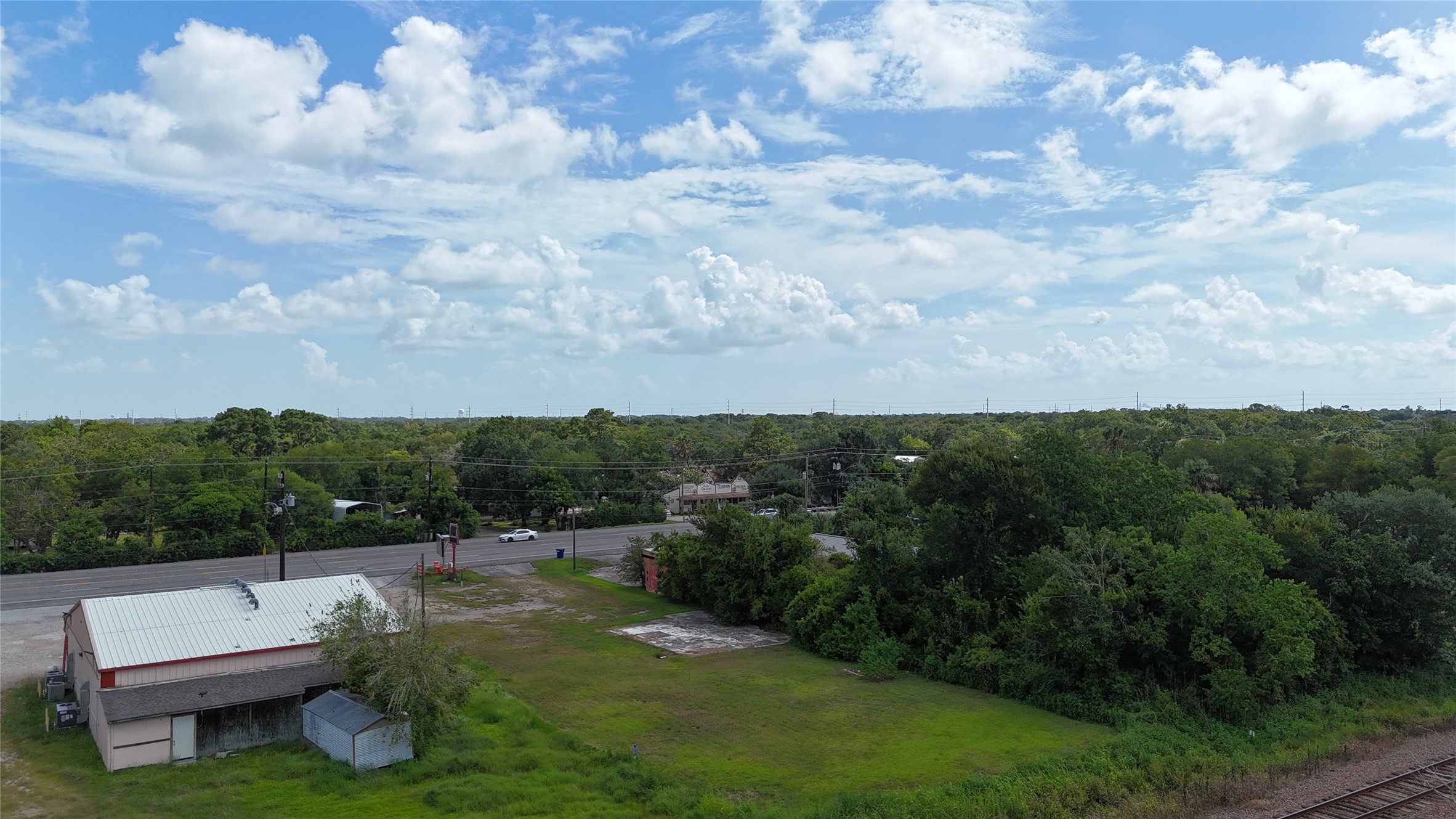 8507 Highway 6 Property Photo 2