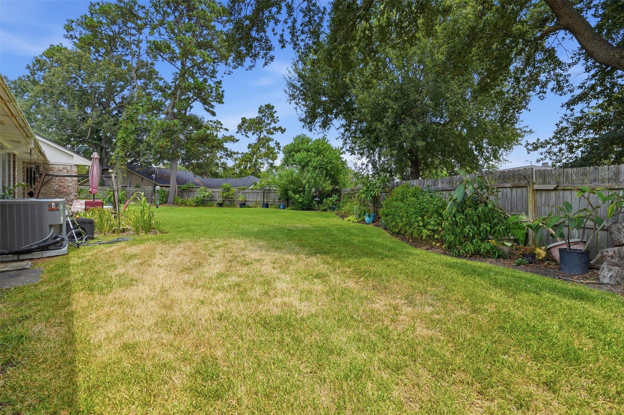 3508 Camelot Street Property Photo 29
