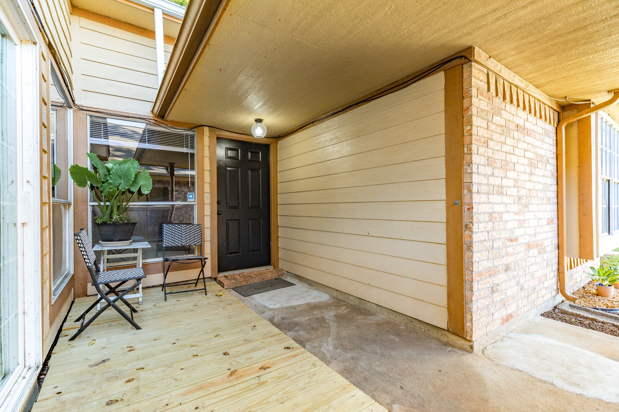 119 Cacao Street Property Photo 5