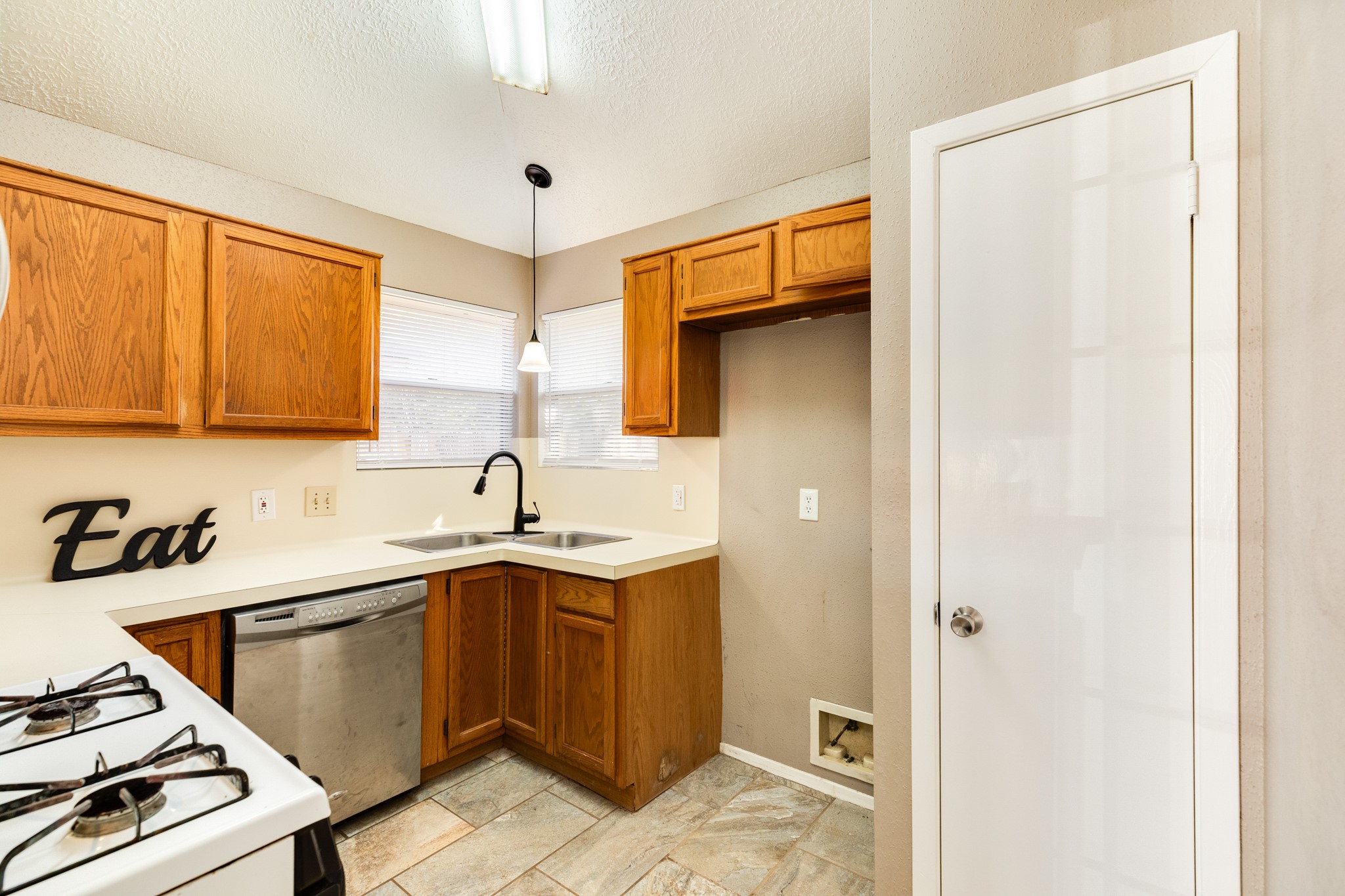 119 Cacao Street Property Photo 15