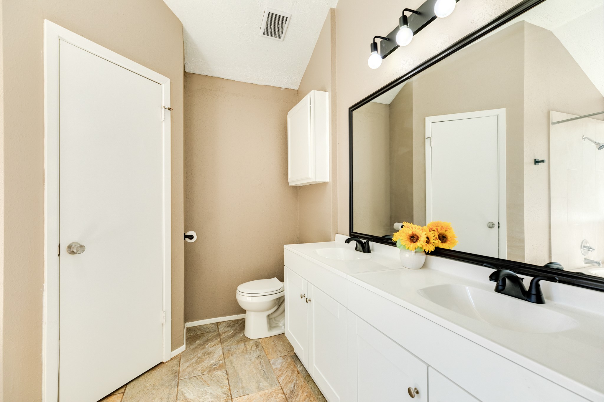119 Cacao Street Property Photo 18