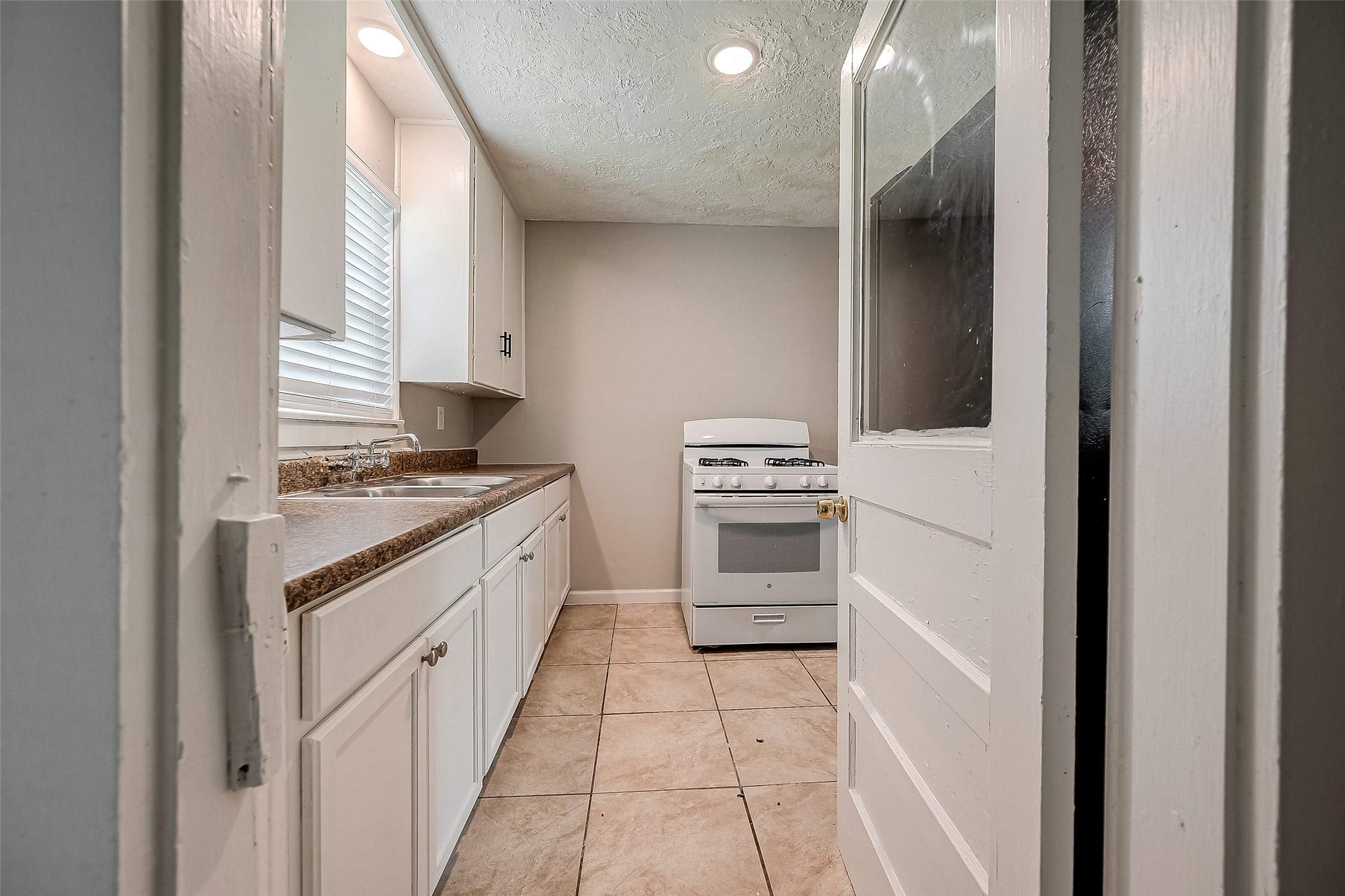 7621 Sundown Drive Property Photo 21