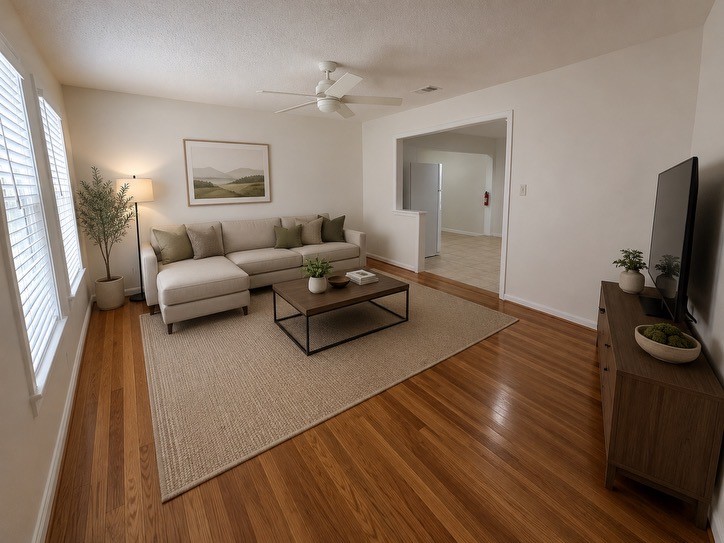 1606 Walton Street Property Photo 2
