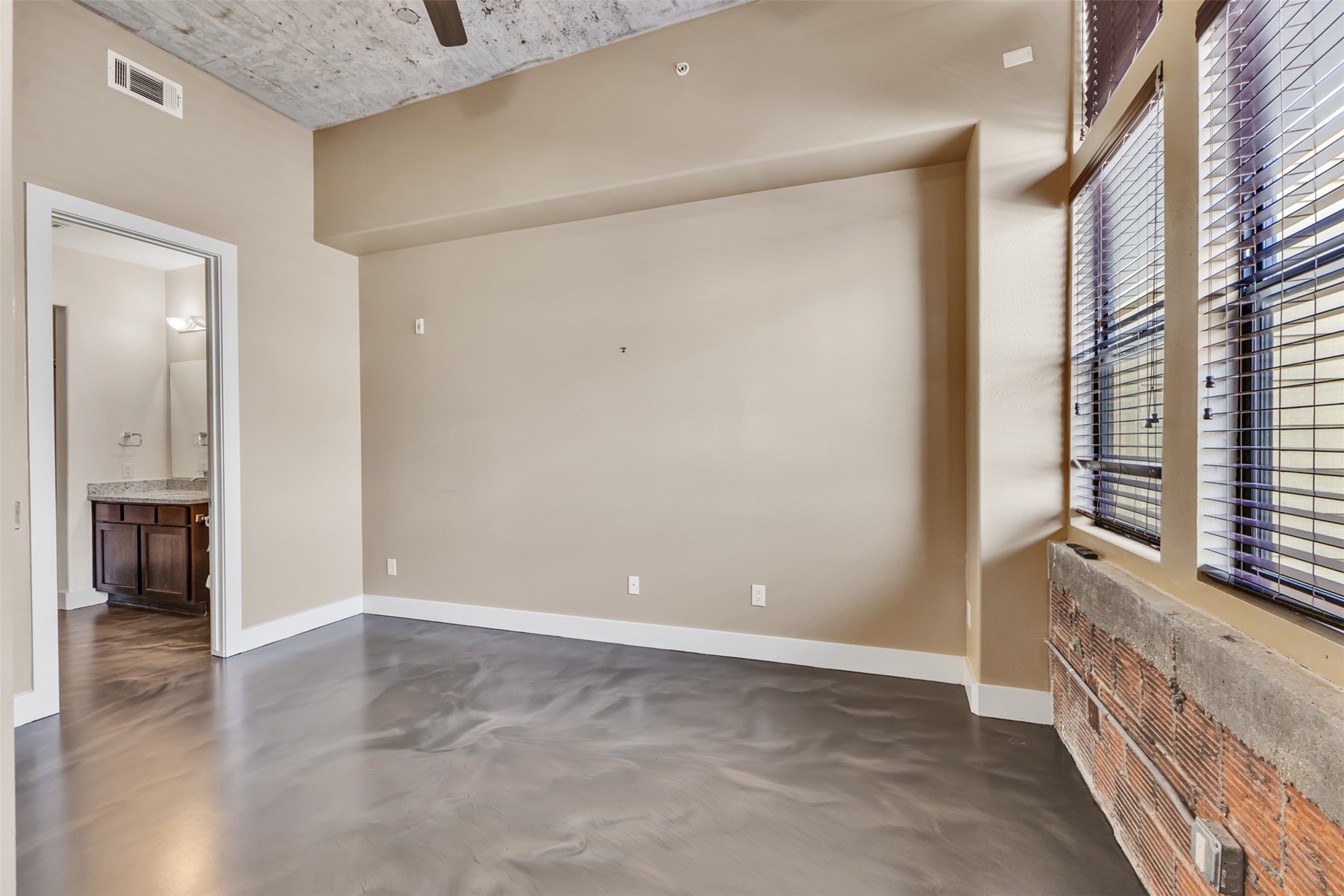 2323 Polk Street 205 Property Photo 13