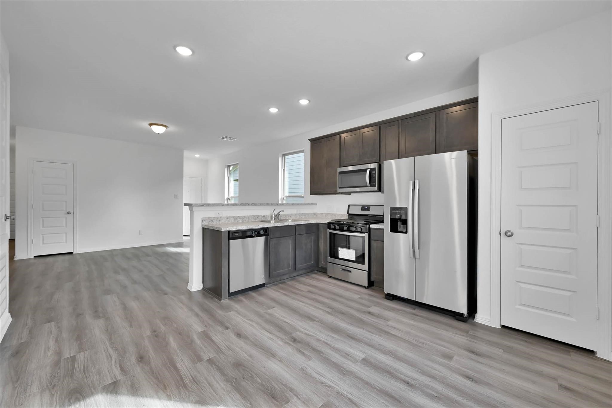 16564 Moss Lane Property Photo 10