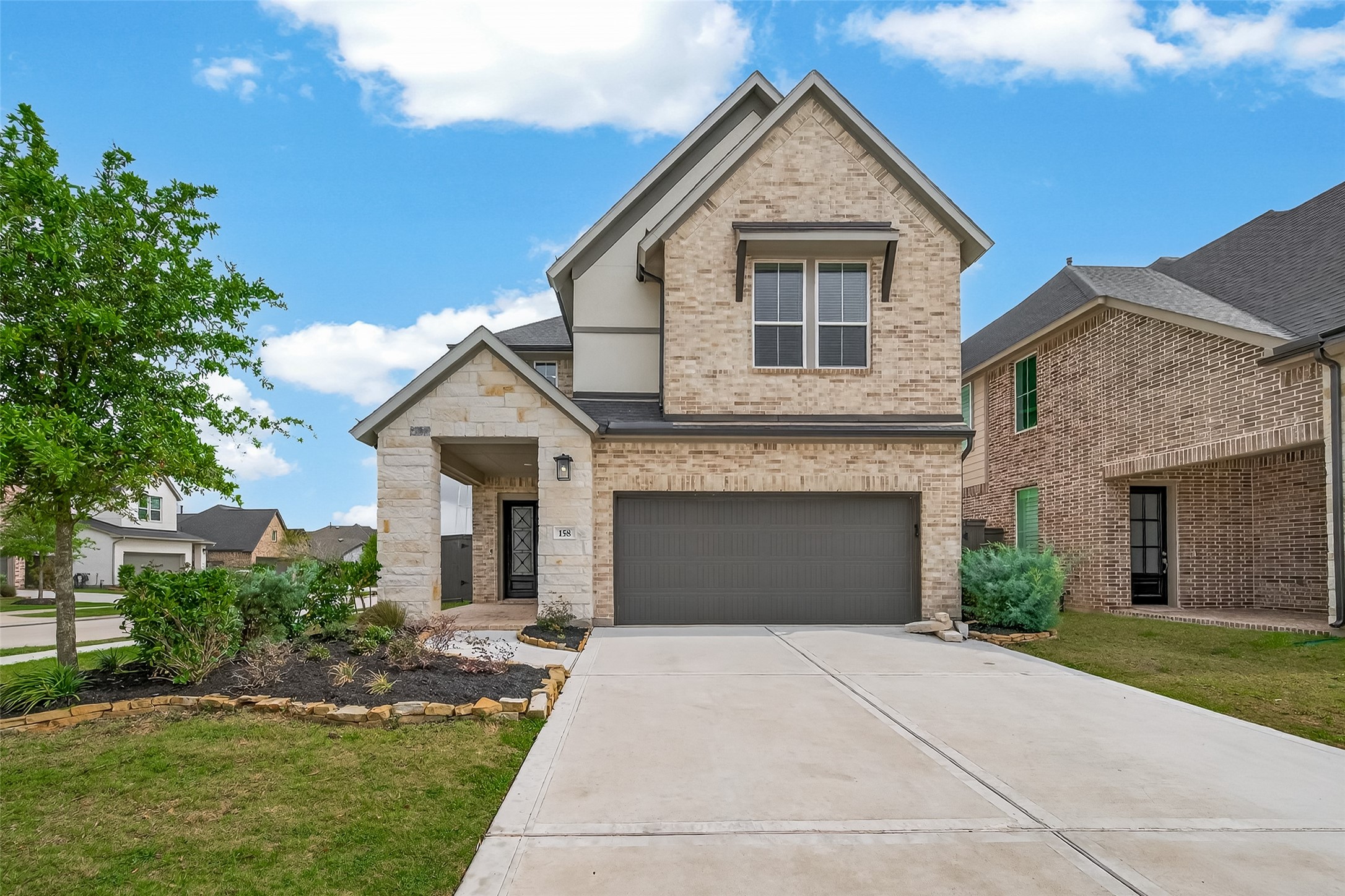 158 Nightshade Street Property Photo 1
