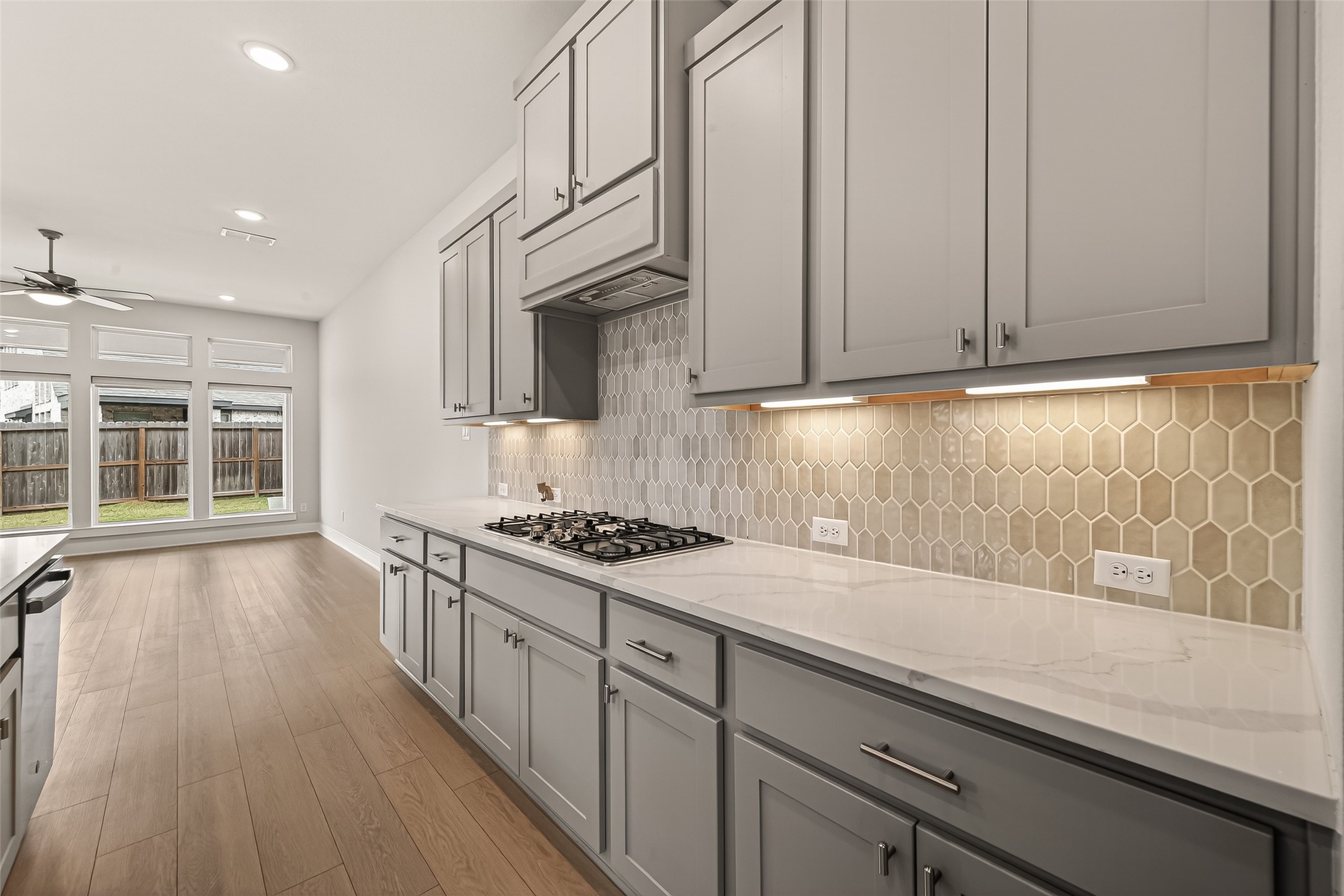 158 Nightshade Street Property Photo 16