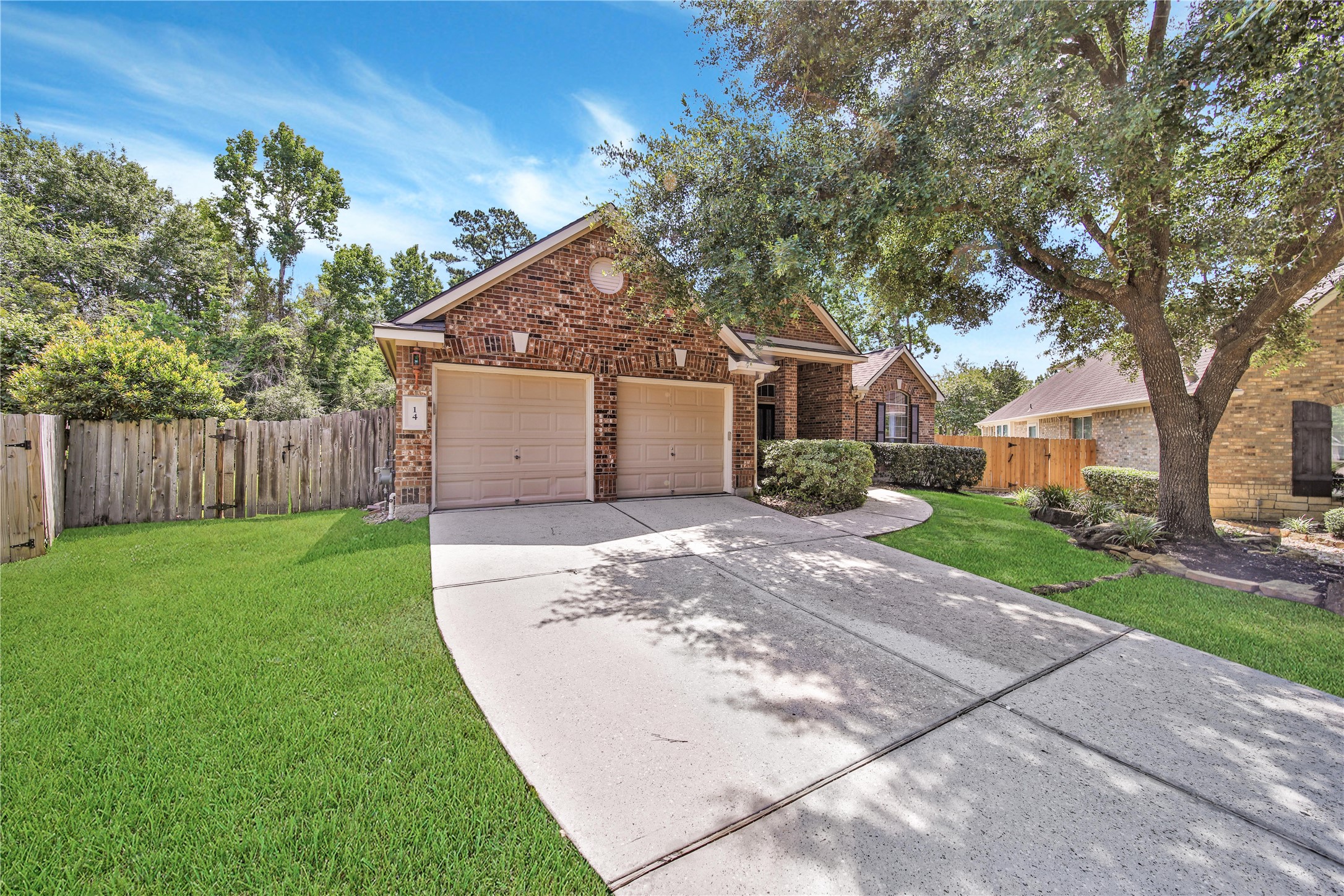 14 Beauty Bower Place Property Photo 3