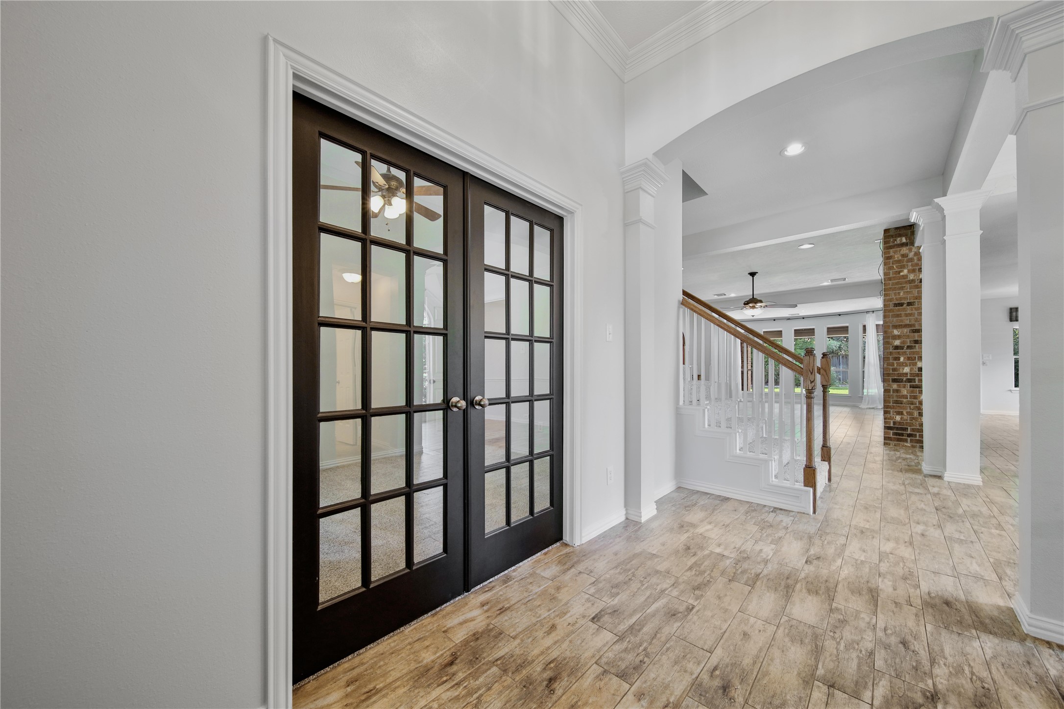 14 Beauty Bower Place Property Photo 8