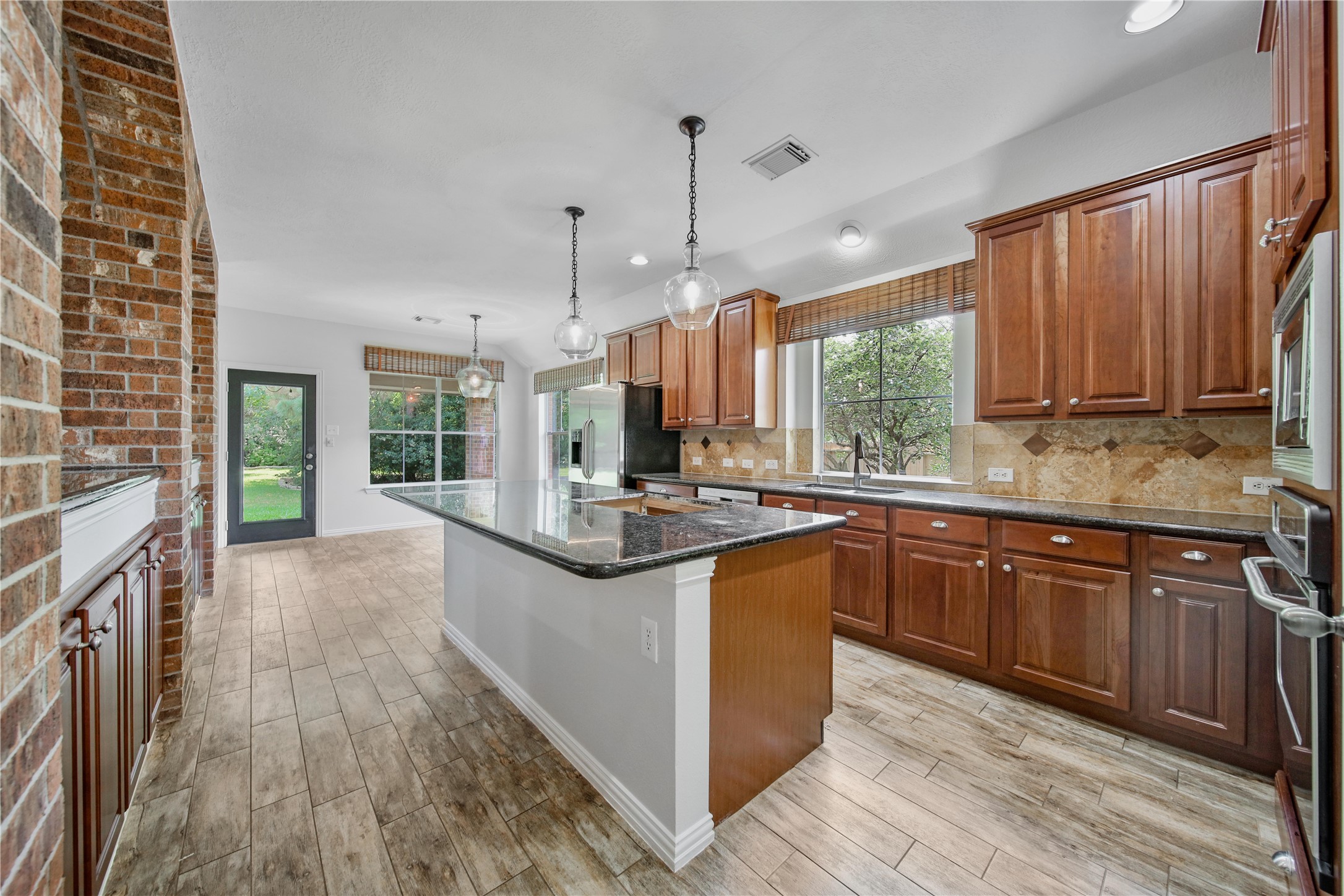 14 Beauty Bower Place Property Photo 19