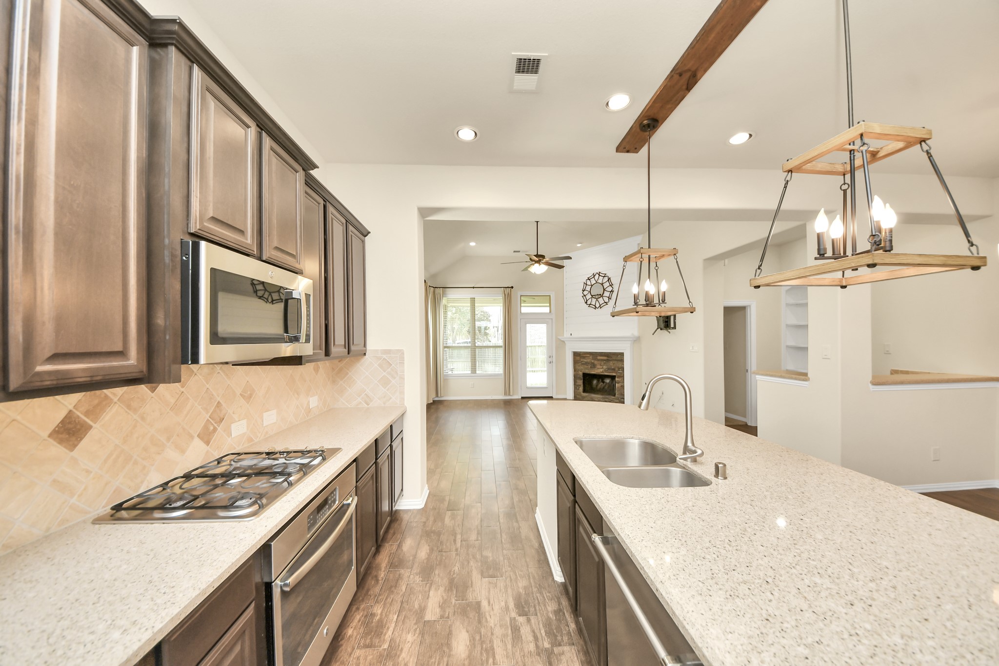 6003 Hedgepark Drive Property Photo 22