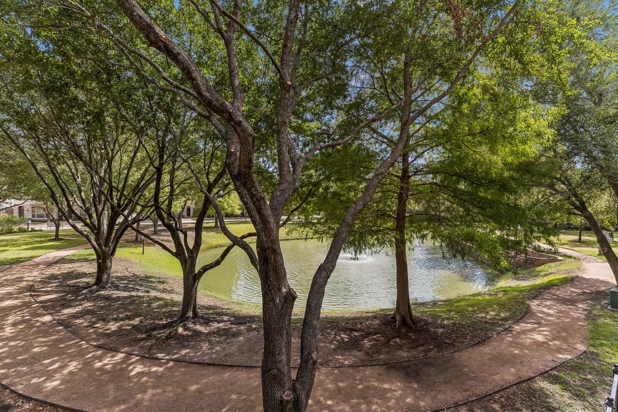 9101 Harbor Hills Drive Property Photo 37