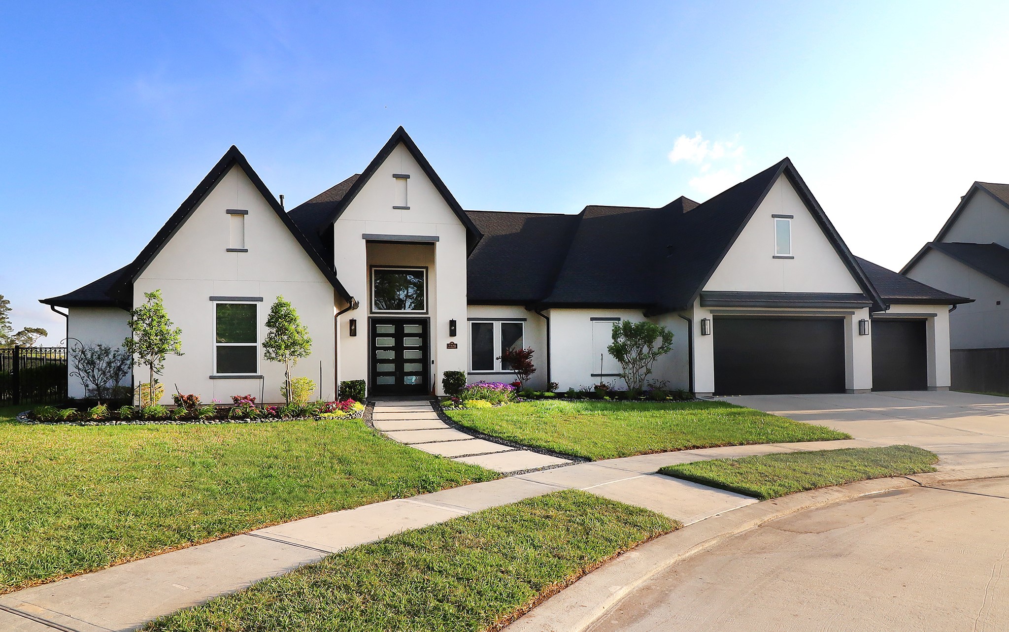 3320 Atwood Creek Court Property Photo 2