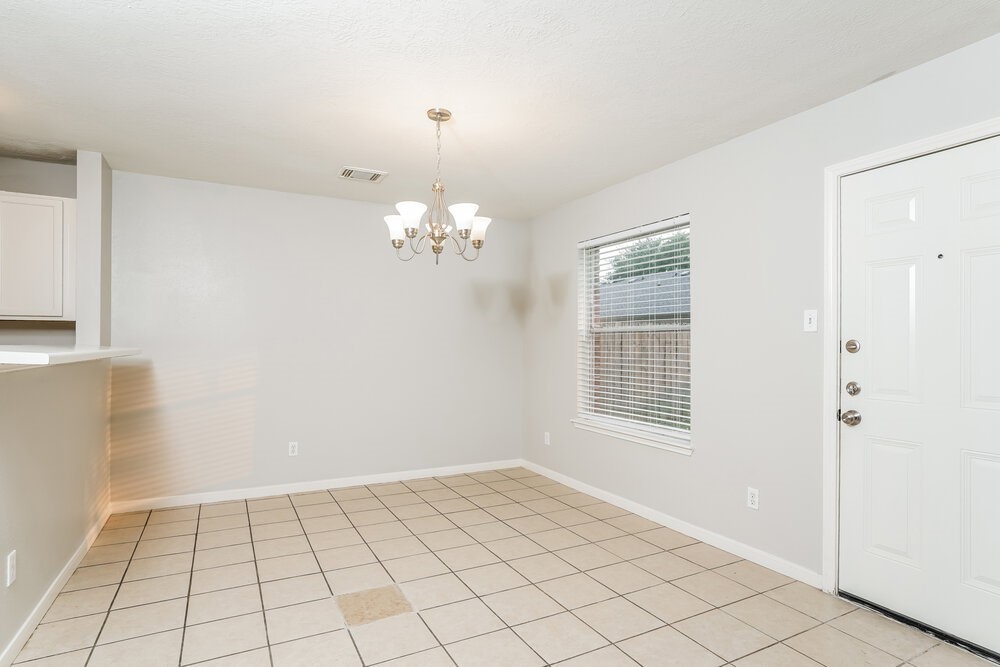 3315 Maymist Drive Property Photo 7