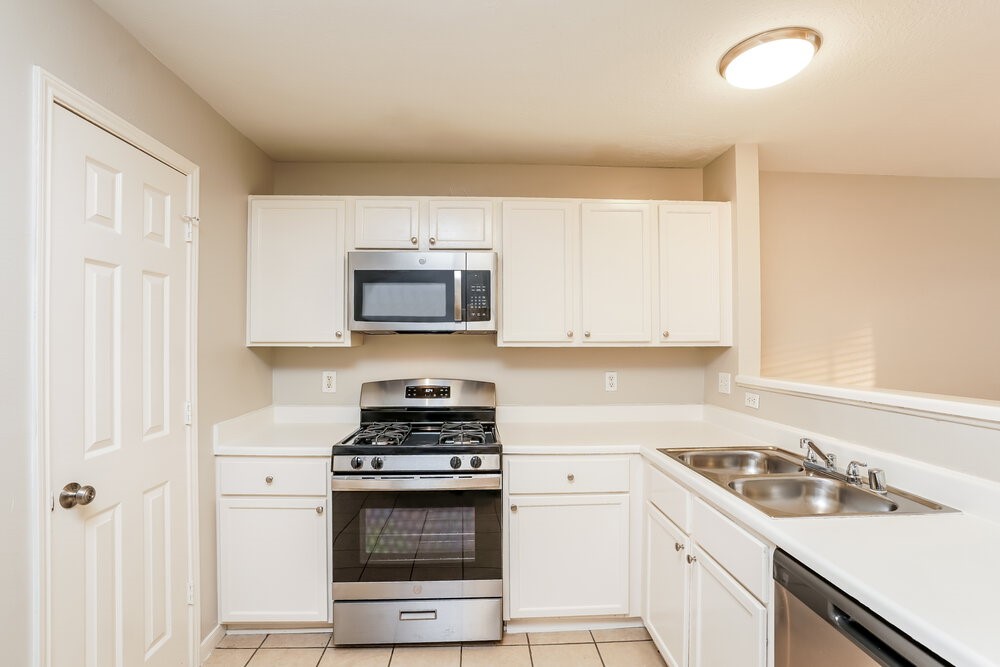 3315 Maymist Drive Property Photo 9