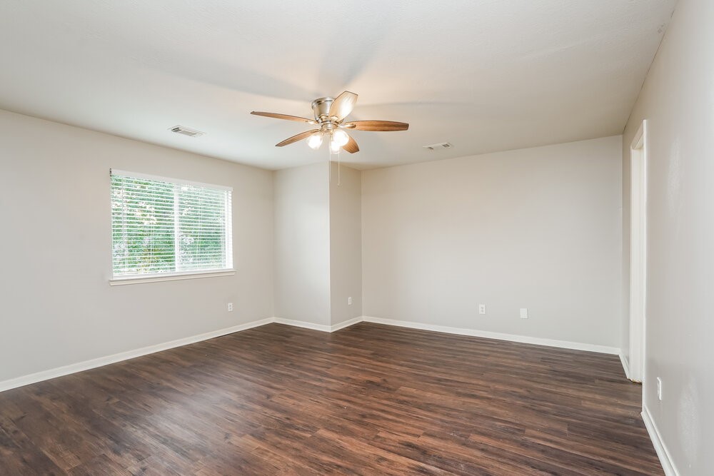 3315 Maymist Drive Property Photo 11