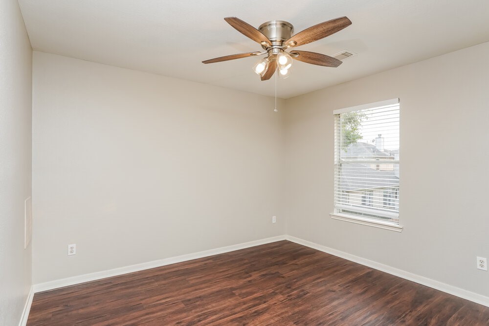 3315 Maymist Drive Property Photo 12