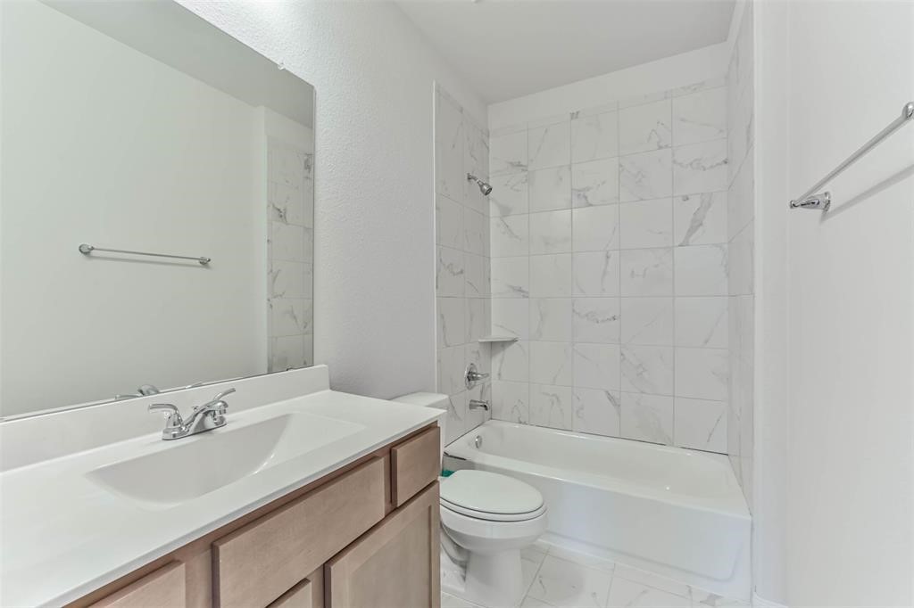 704 Ocean Palms Drive Property Photo 26