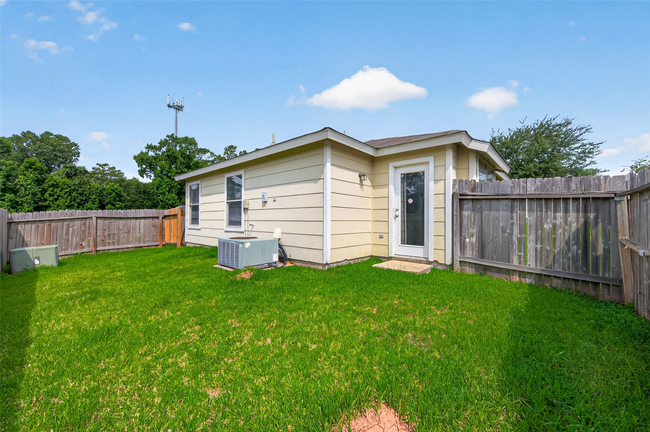 22851 Twisting Pine Drive Property Photo 31