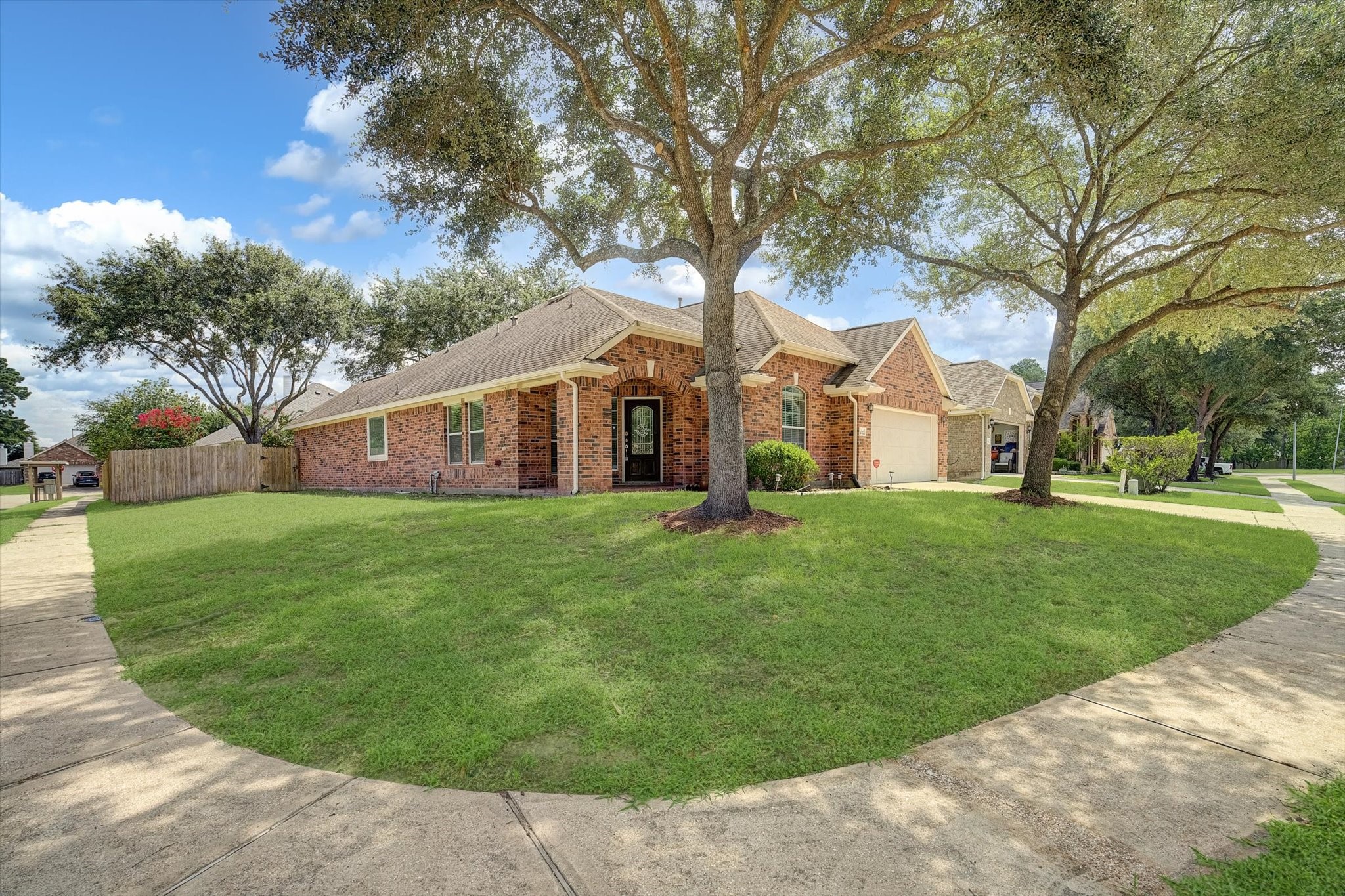 14022 Wild Dove Court Property Photo 3